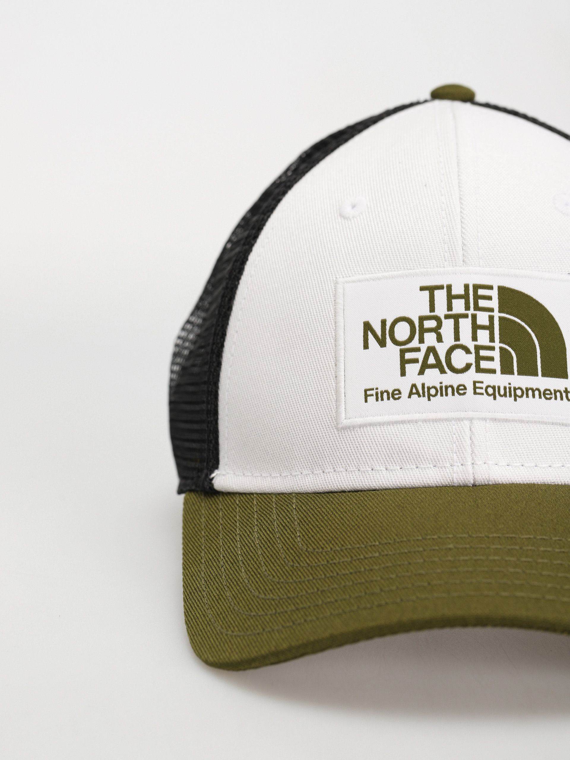 Baseball sapka The North Face Mudder Trucker (forest olive/tnf white/)
