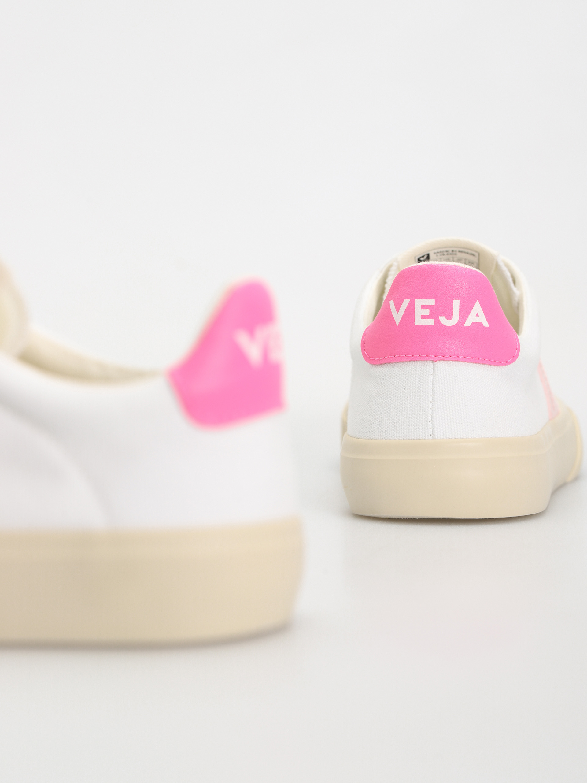 Veja Campo Canvas Wmn Cipők (white petale sari)