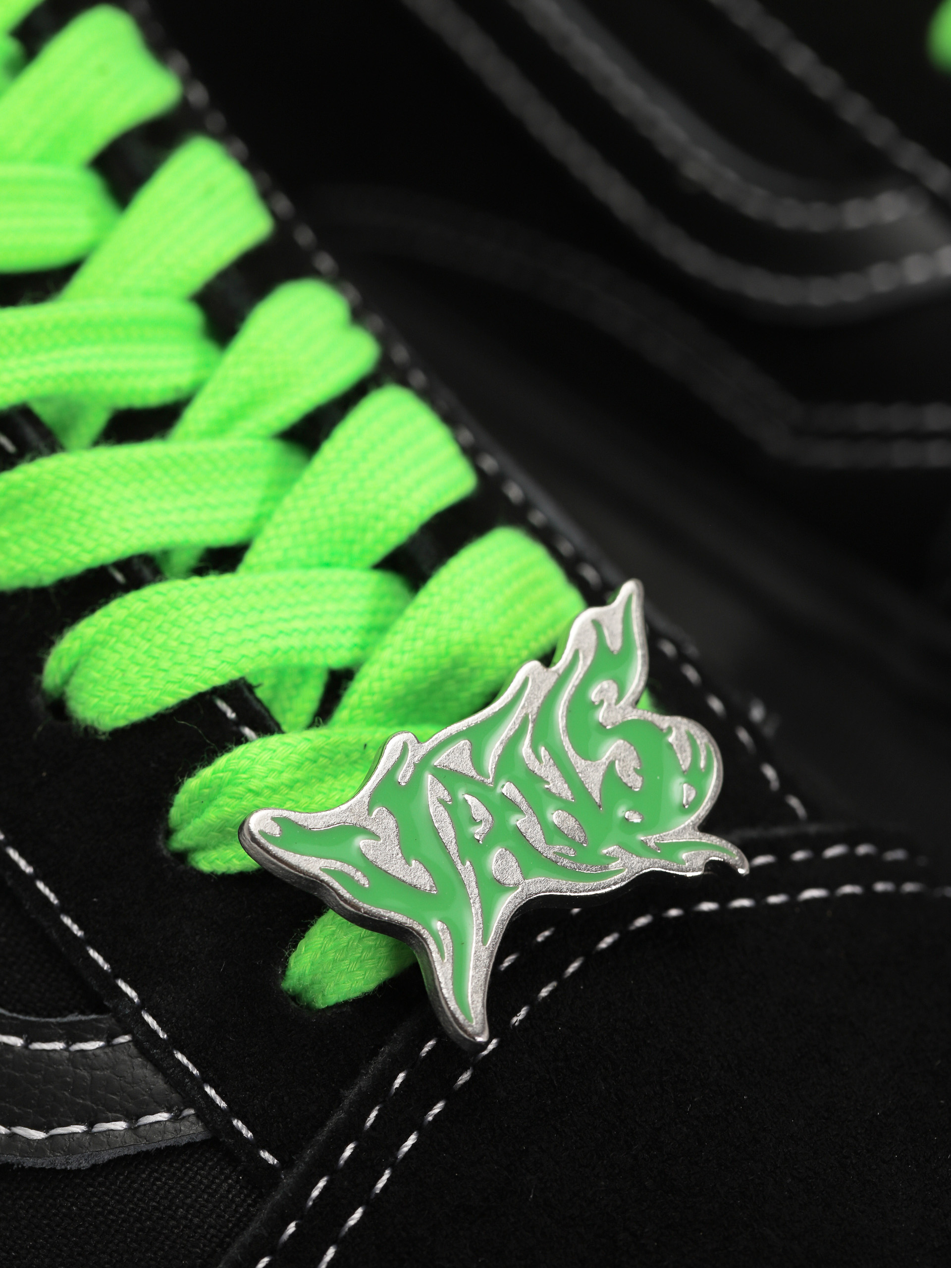 Vans Old Skool Cipők (metal hyperpop black)