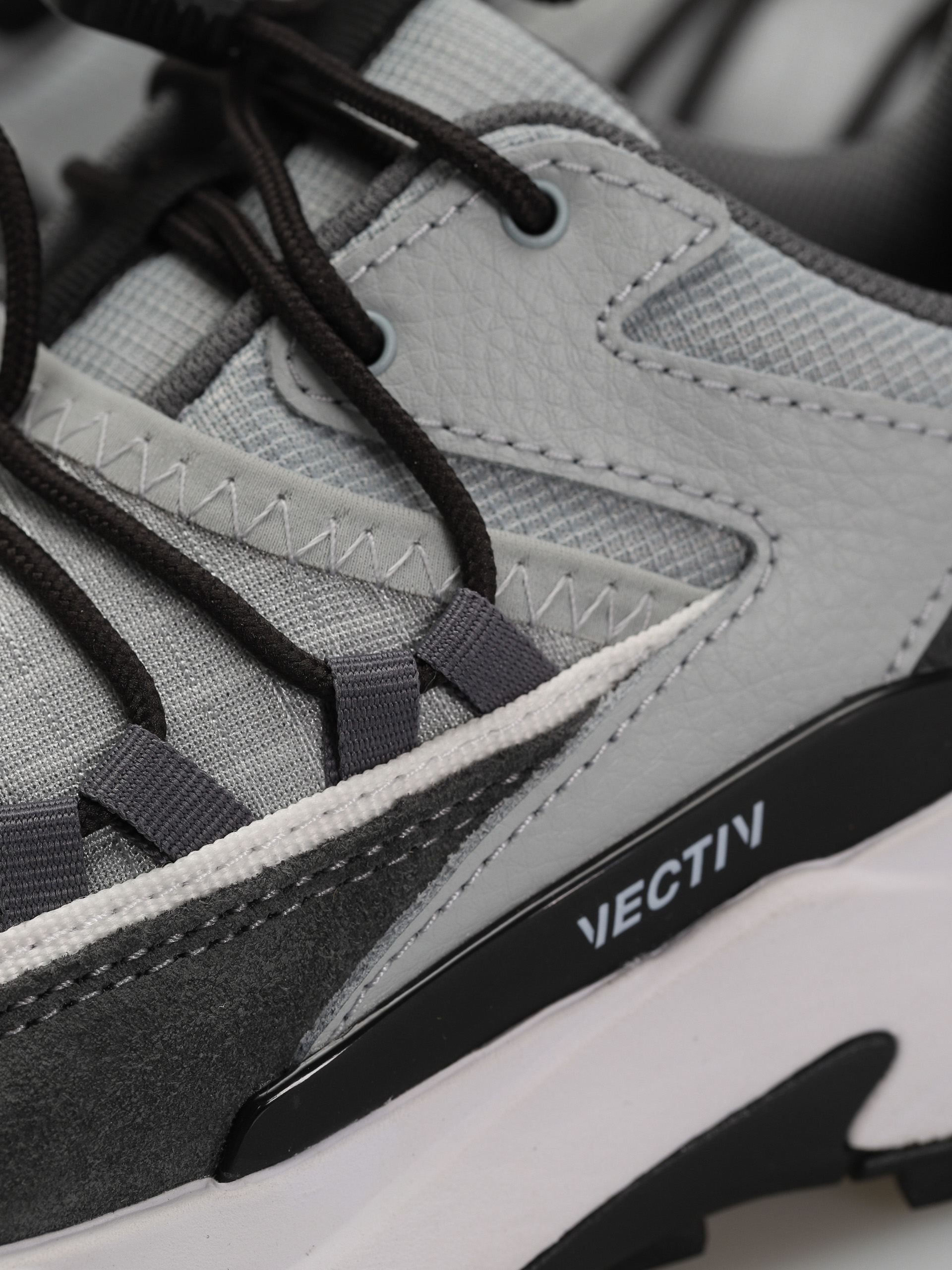 The North Face Vectiv Taraval Tech Wmn Cipők (high rise grey/smoked p)