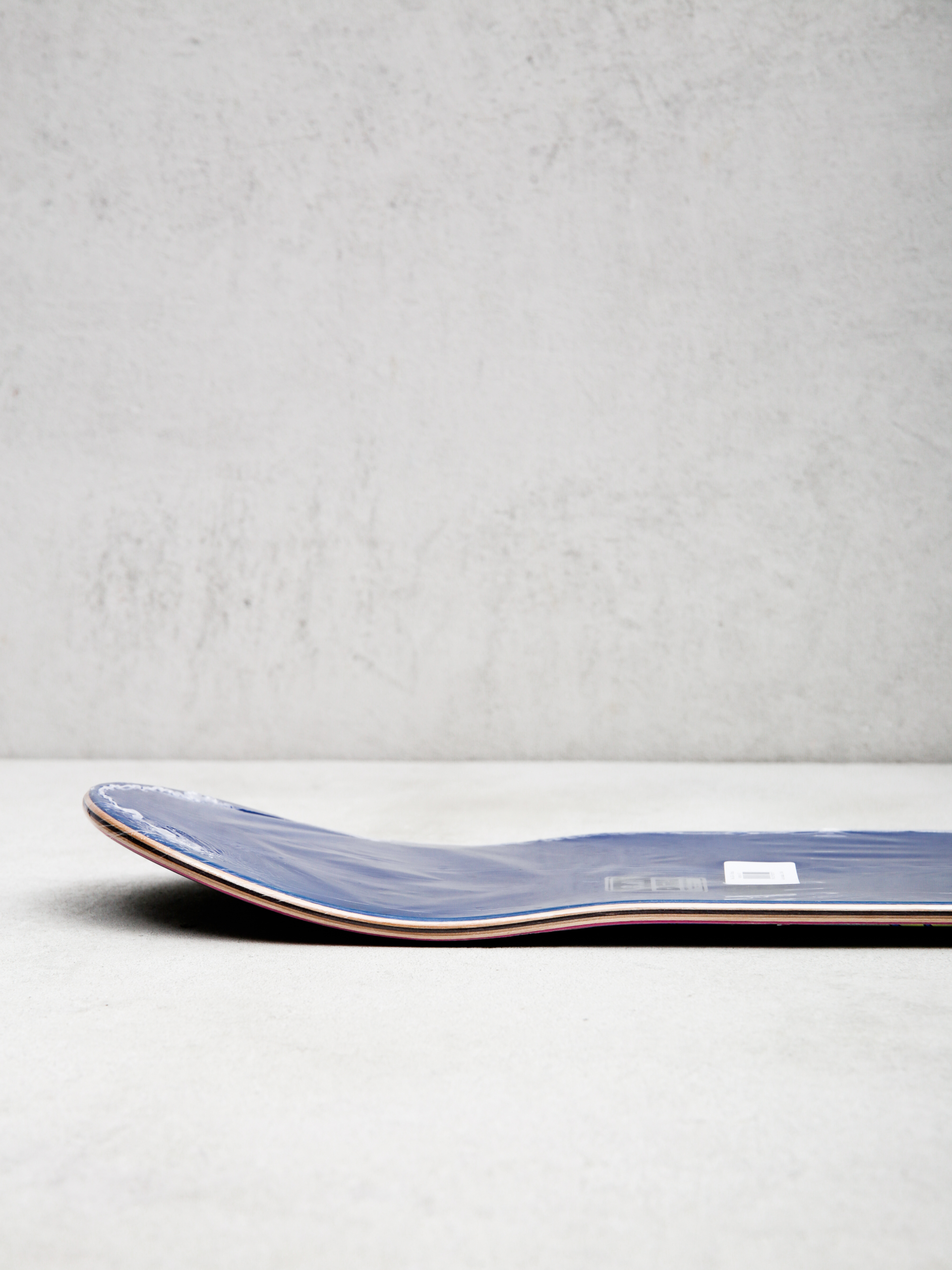 Gördeszka lap DGK Eternal (assorted)