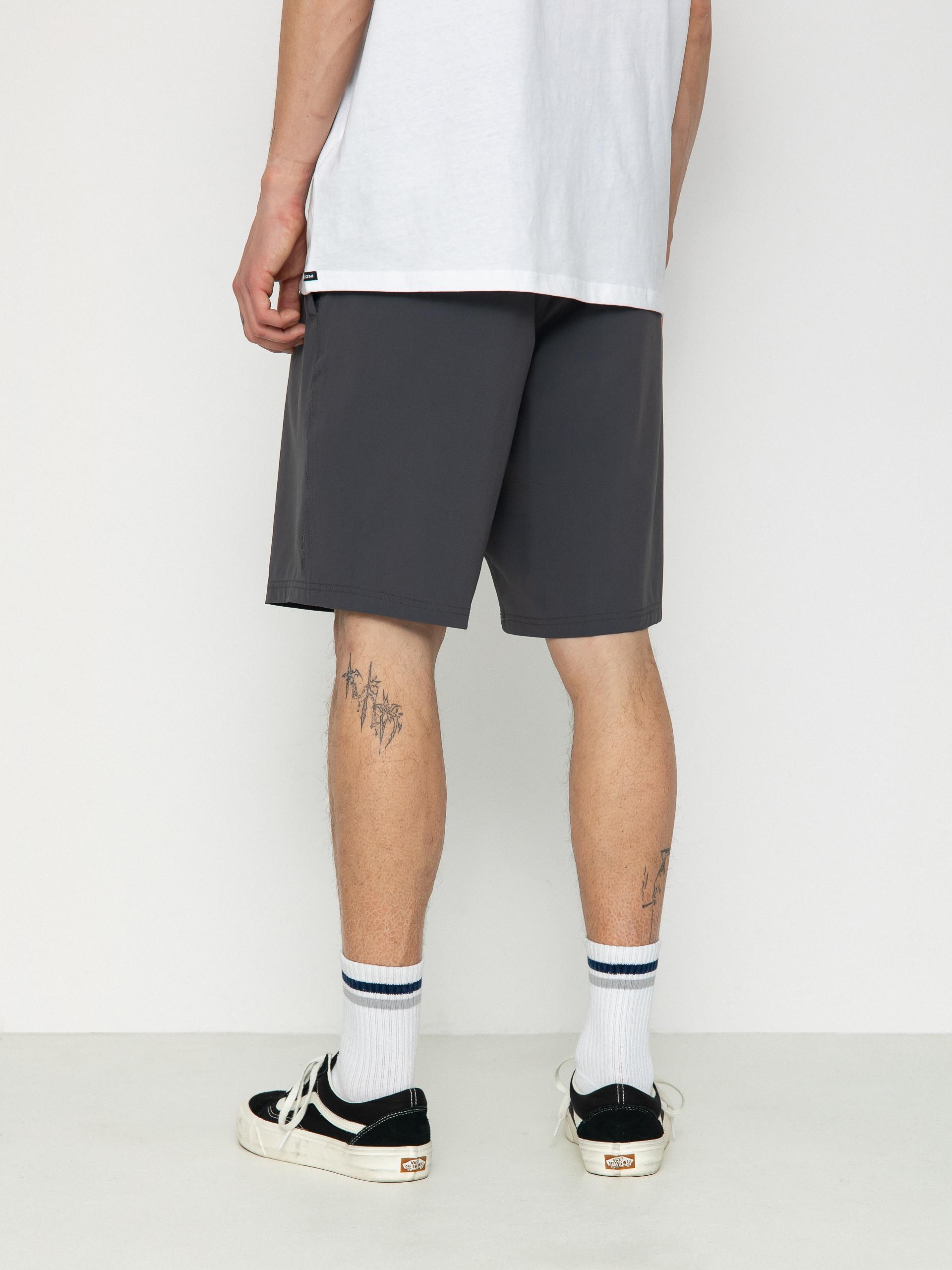 Volcom Voltripper Hybrid 20 Rövidnadrág (asphalt black)