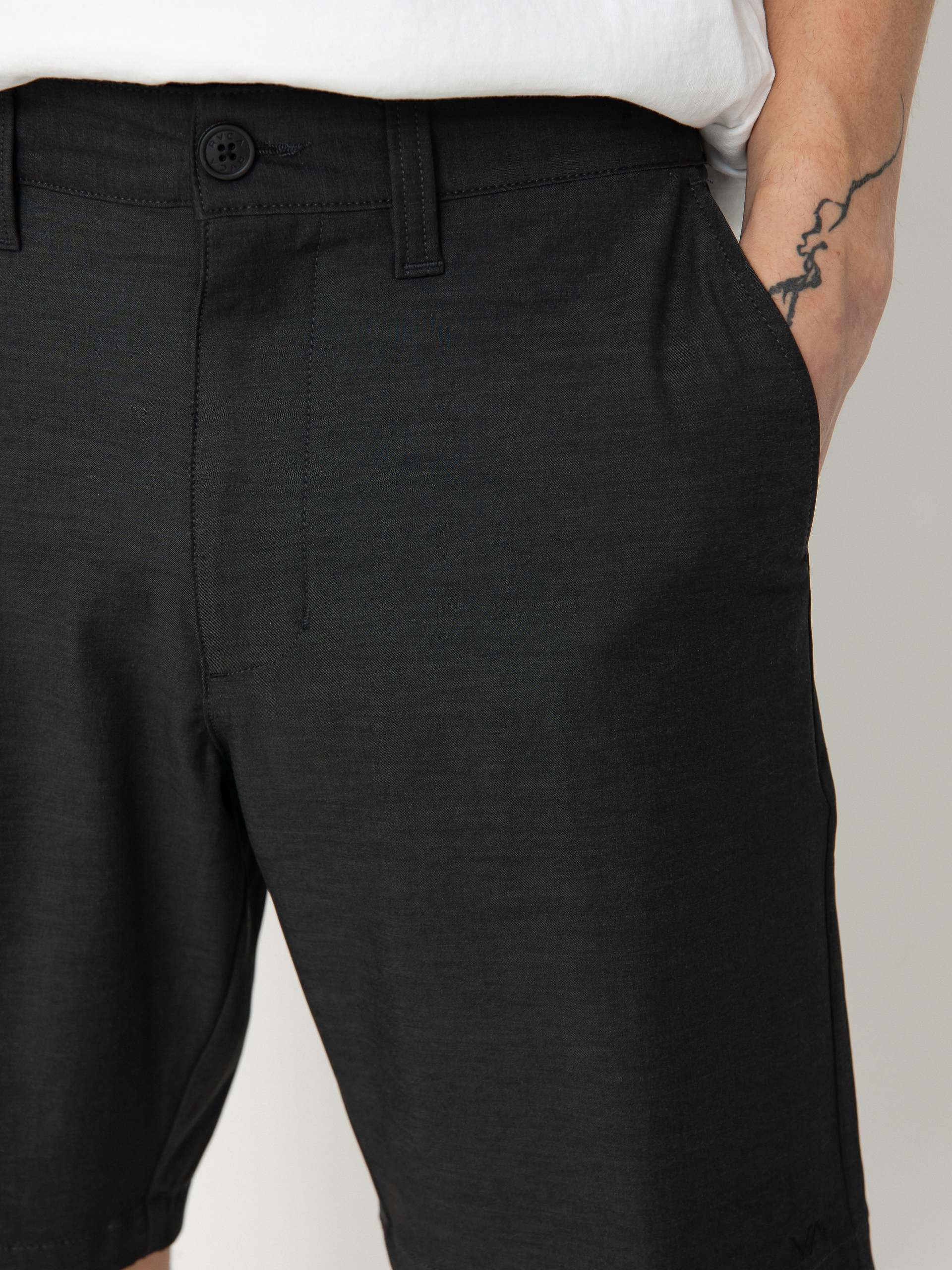 RVCA Back In Hybrid Rövidnadrág (black)