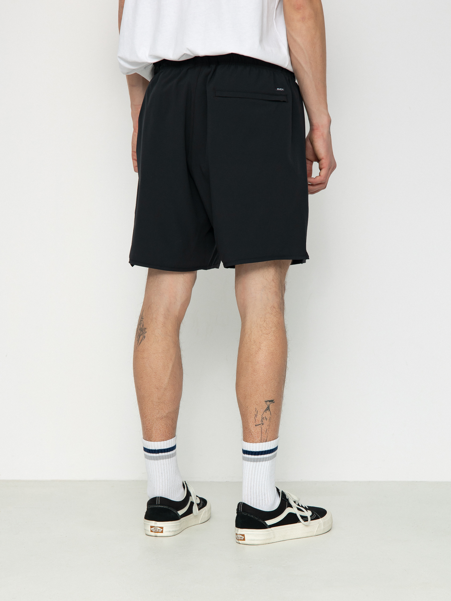 RVCA Yogger Stretch 17 Rövidnadrág (all black)