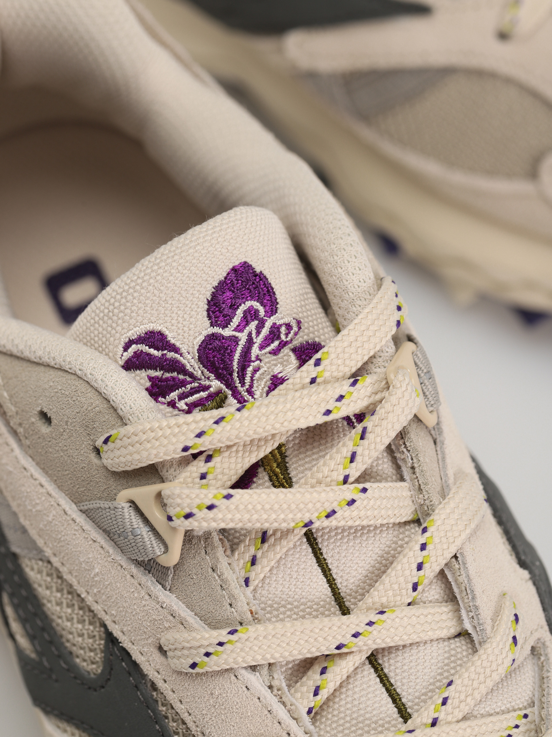 Cipők Mizuno Wave Mujin TL (summer sand/dark shadow/yellow plum)