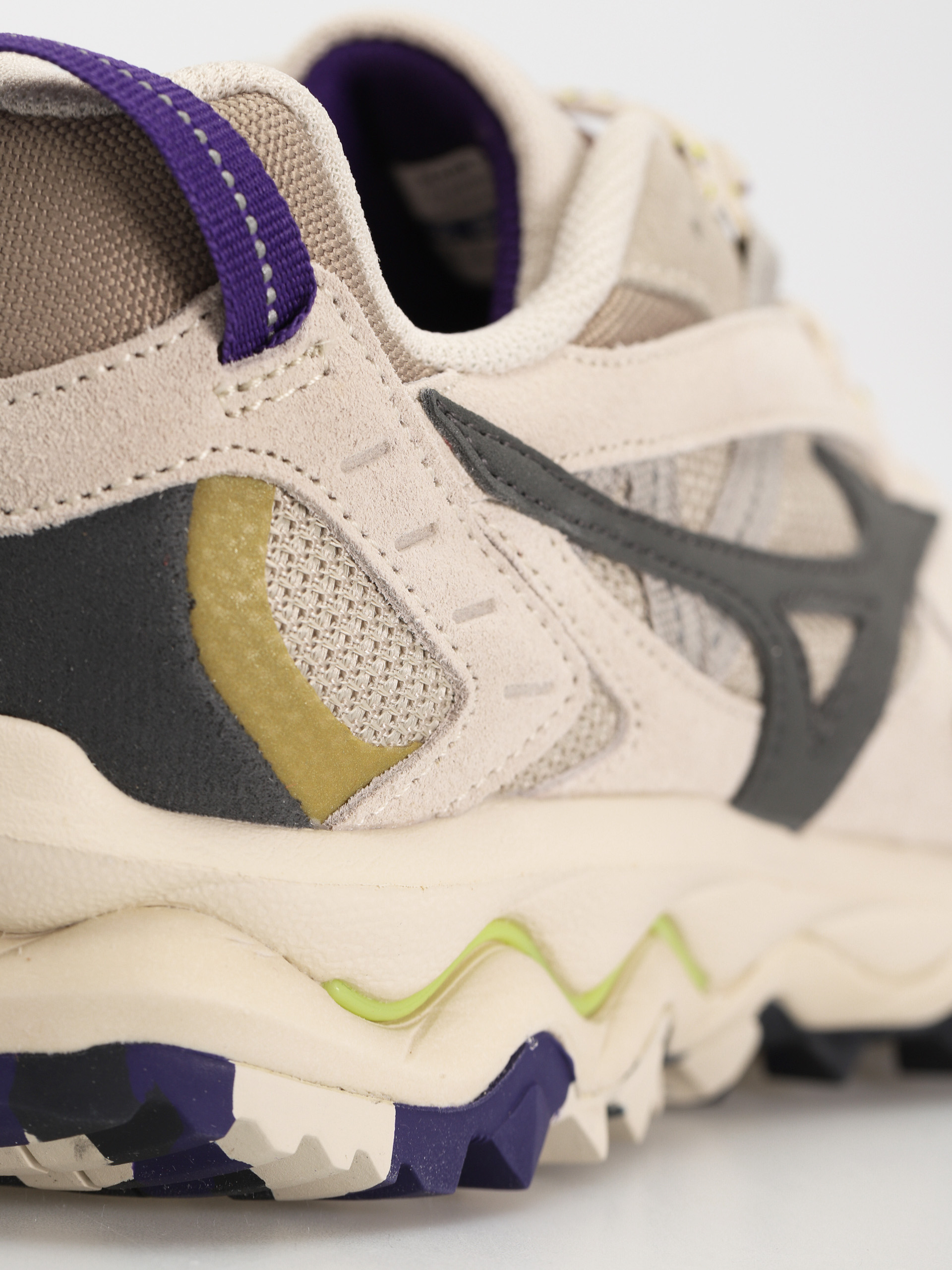 Cipők Mizuno Wave Mujin TL (summer sand/dark shadow/yellow plum)