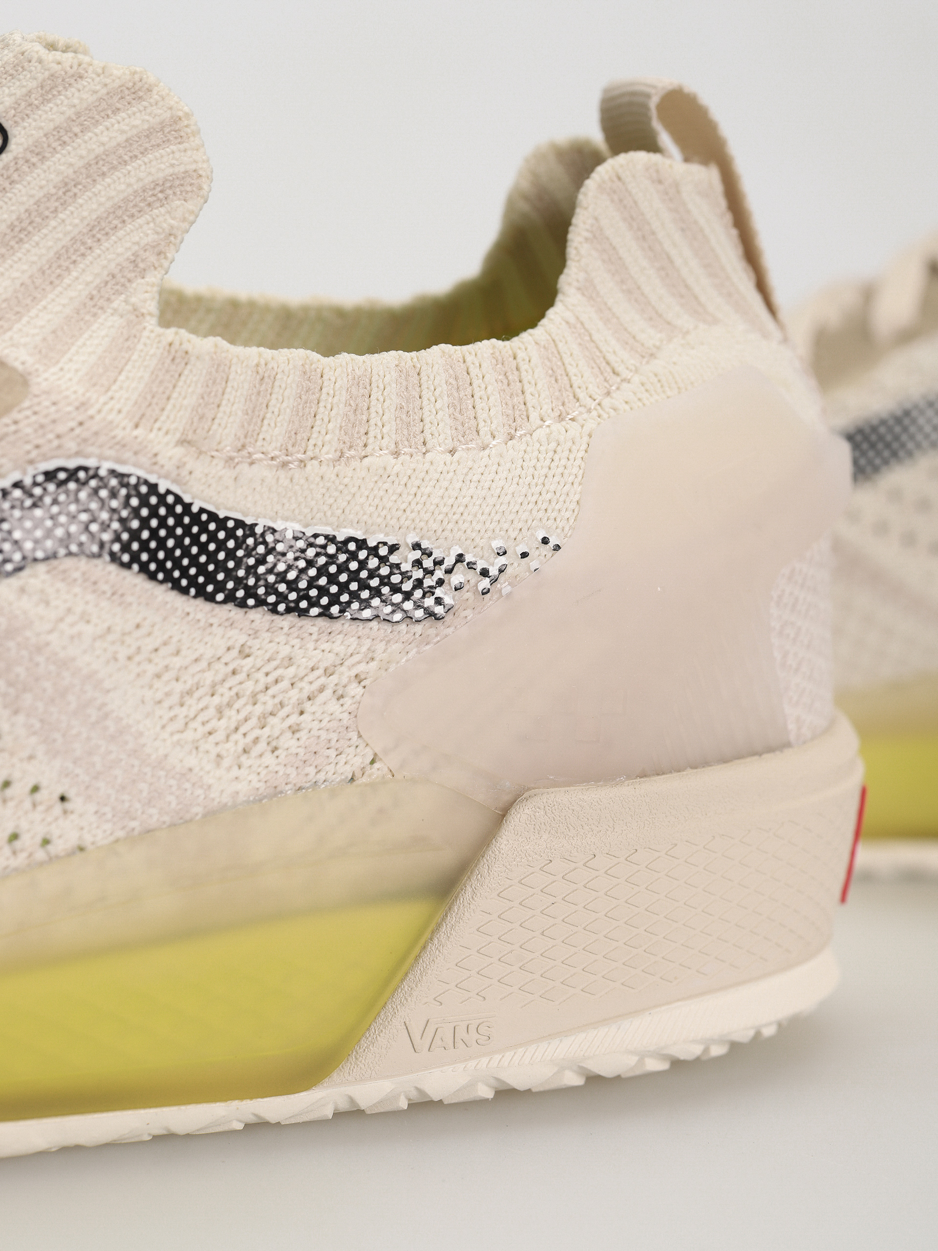 Vans Ave 2.0 Knit Cipők (cream)