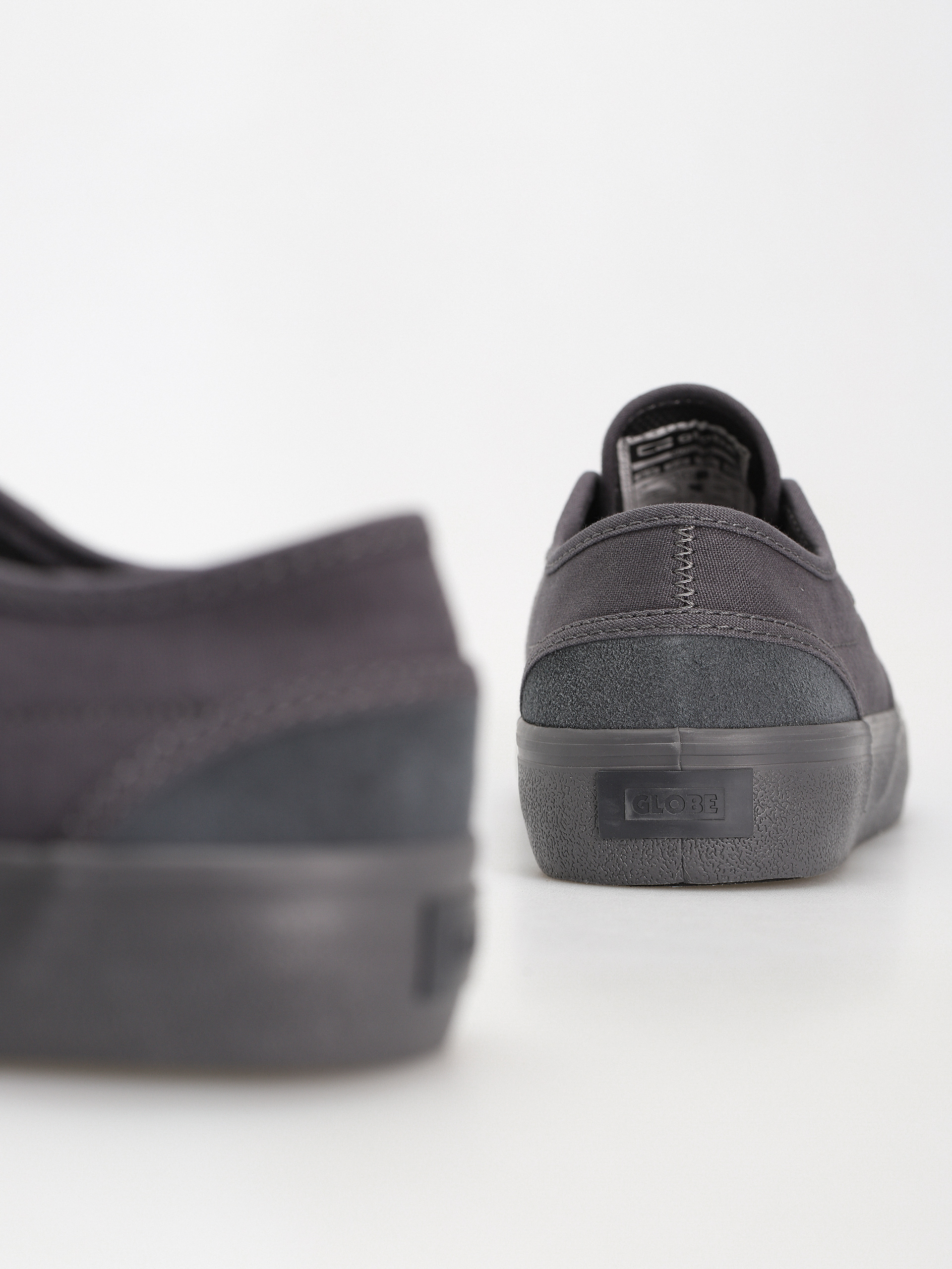 Cipők Globe Motley II (lead/black)