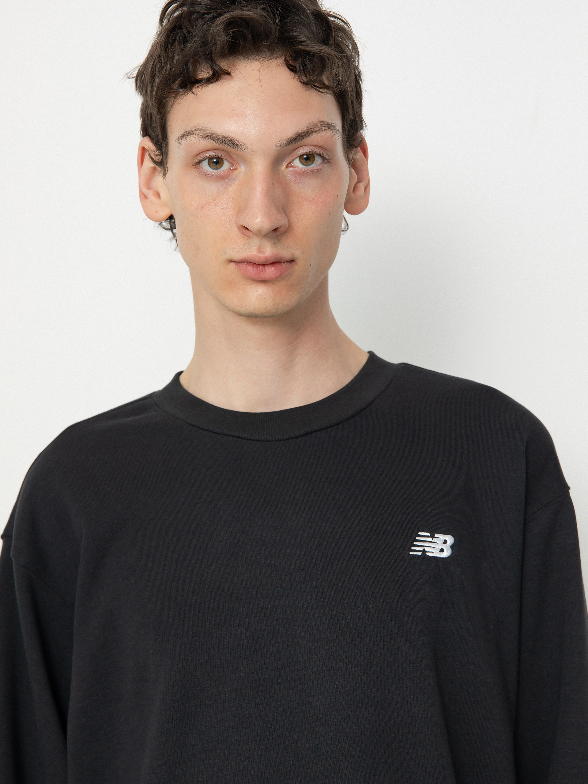 Pulóver New Balance Small Logo French Terry (black)