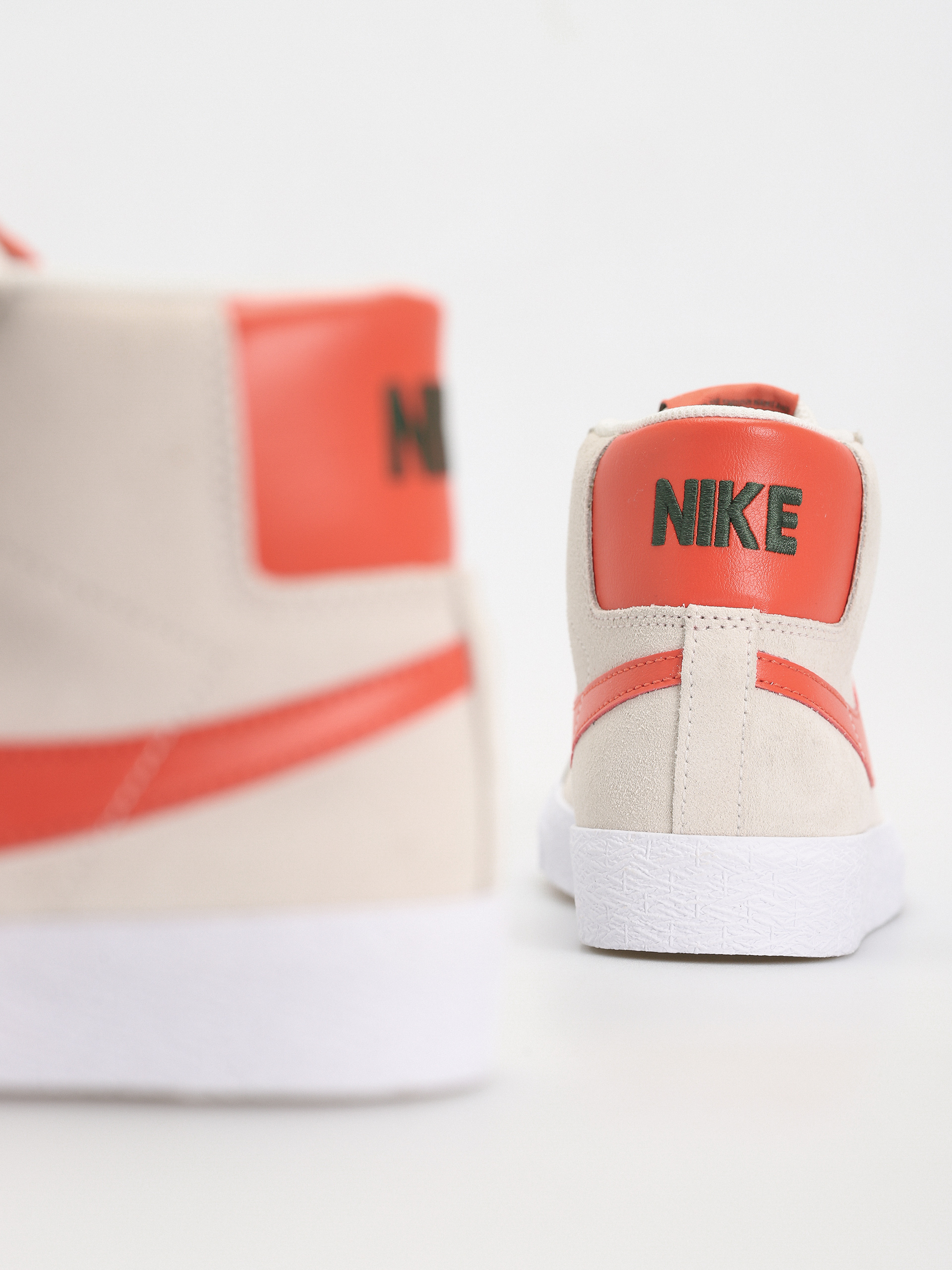 Nike SB Zoom Blazer Mid Cipők (phantom/cosmic clay white fir)
