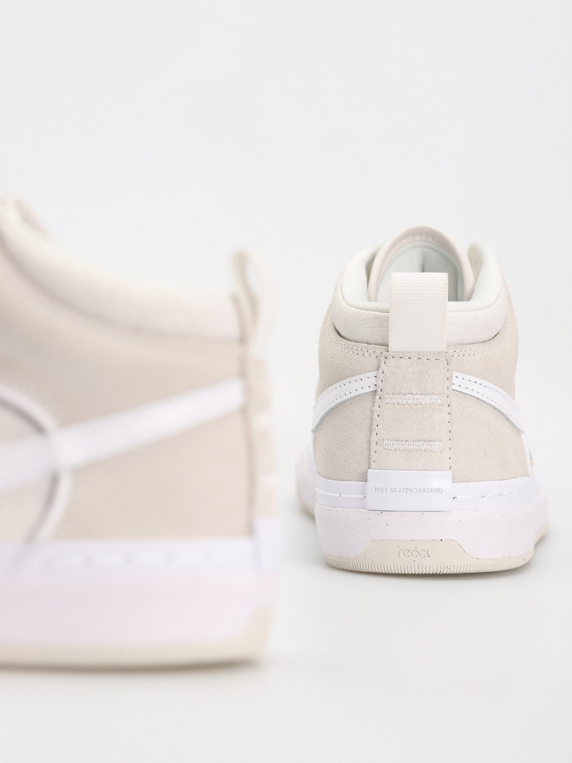 Nike SB React Leo Cipők (phantom/white summit white phantom)