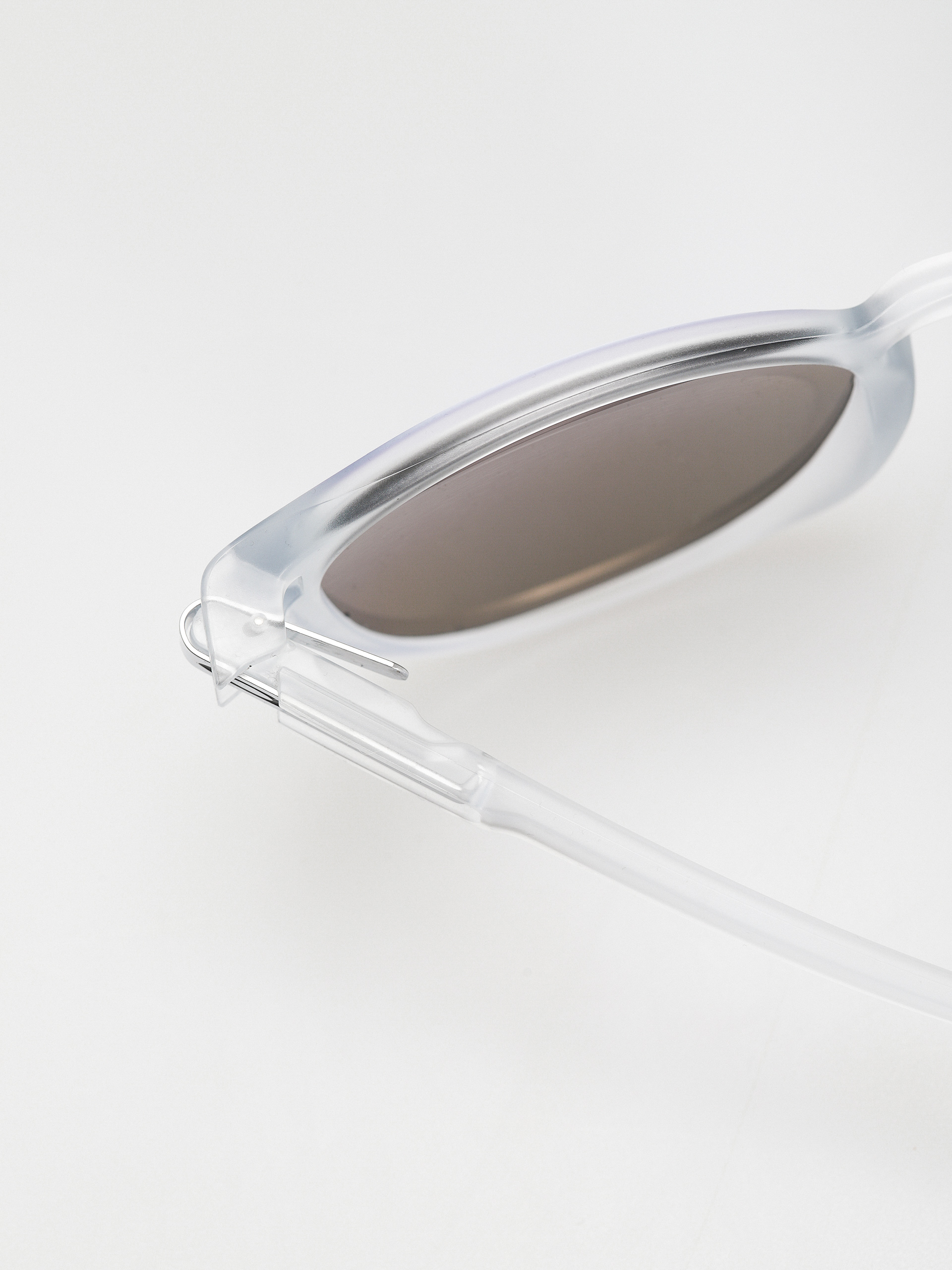 Oakley Latch Napszemüvegek (matte clear/prizm sapphire polarized)
