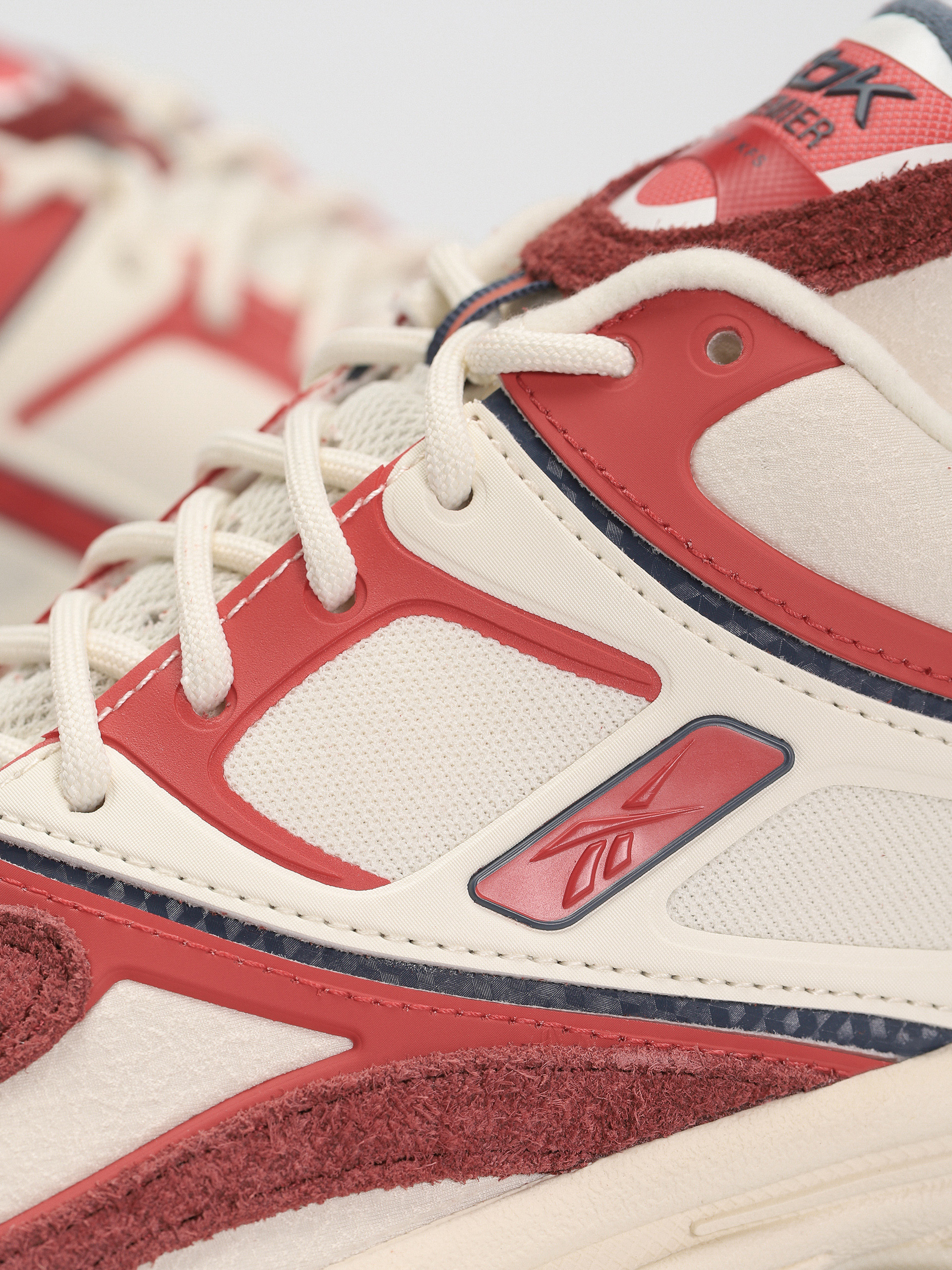 Reebok Rbk Premier Trinity Cipők (vntgchlk/rggdmarn/rylslt)