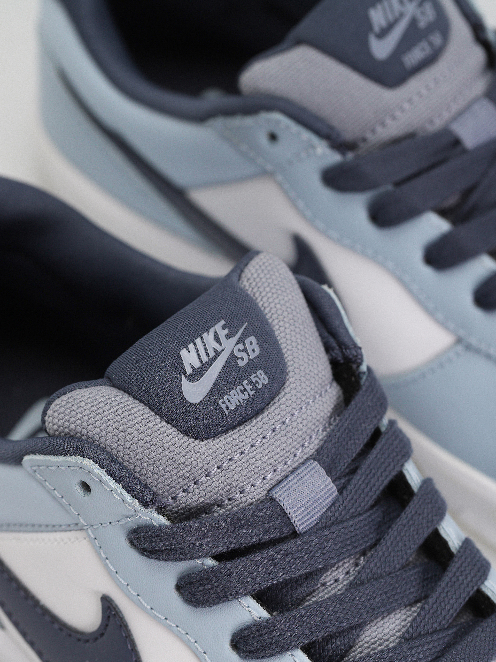 Nike SB Force 58 Prm L Cipők (white/thunder blue white ashen slate)