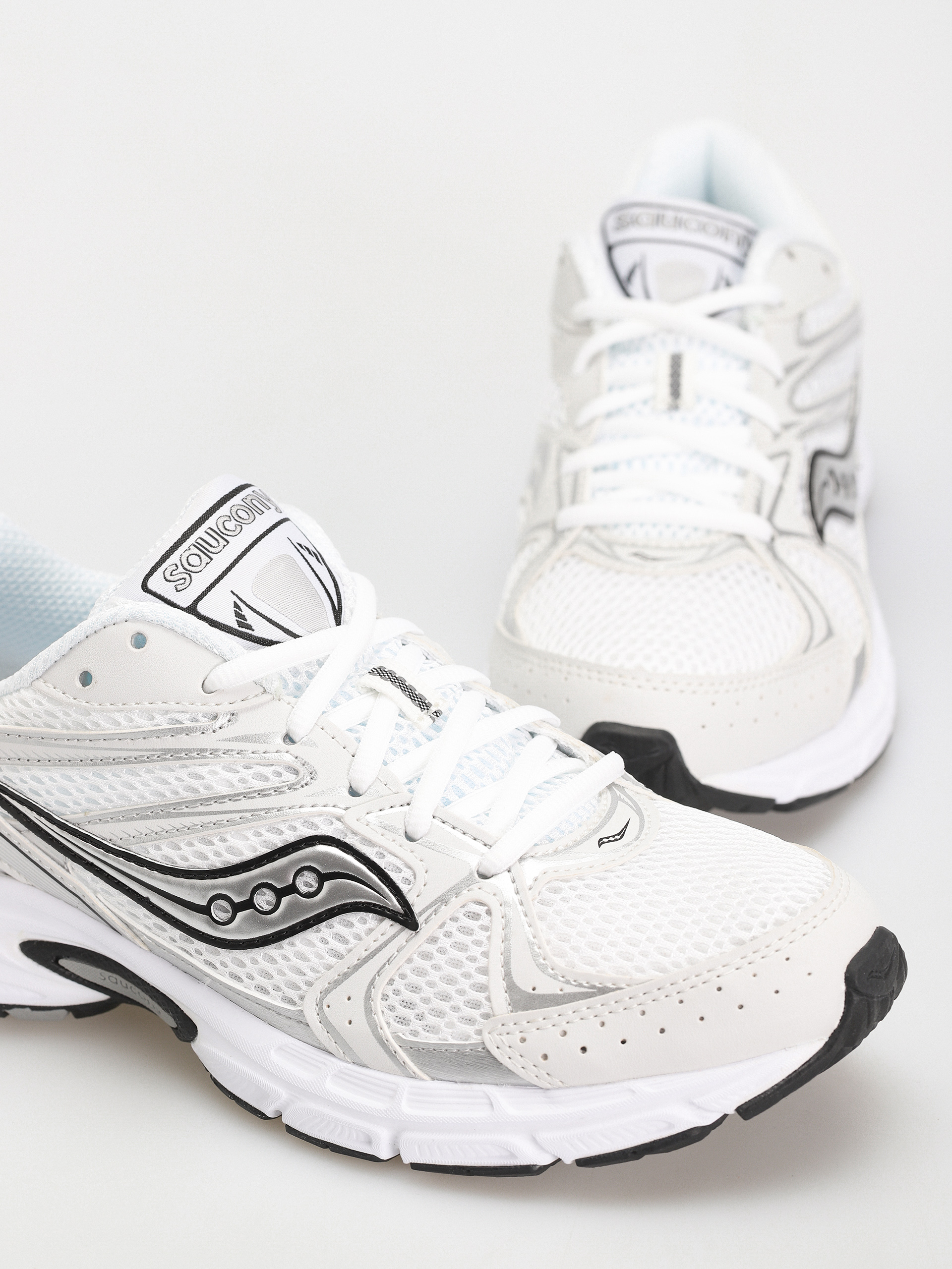 Saucony Grid Ride Millennium Cipők (white/silver)