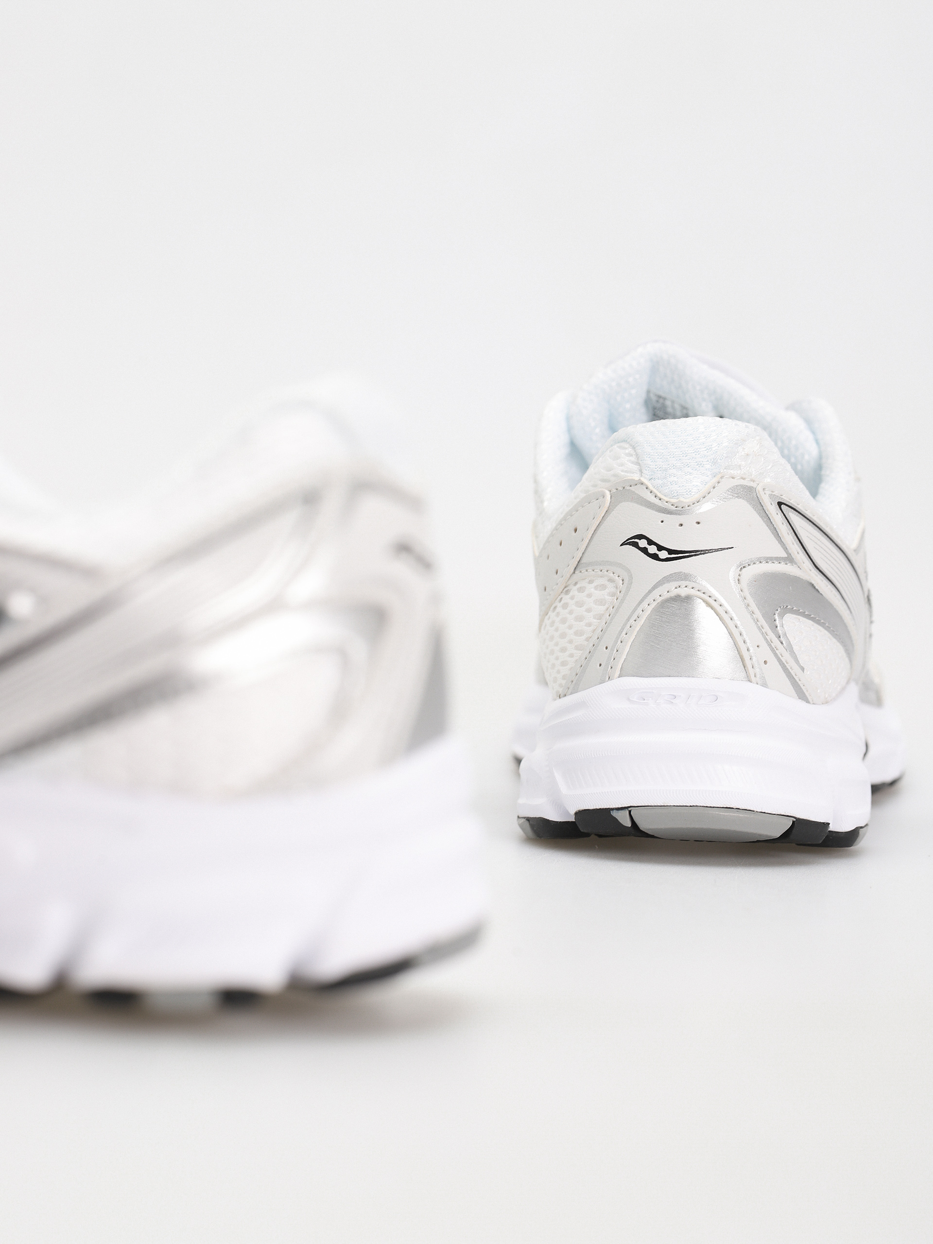 Saucony Grid Ride Millennium Cipők (white/silver)