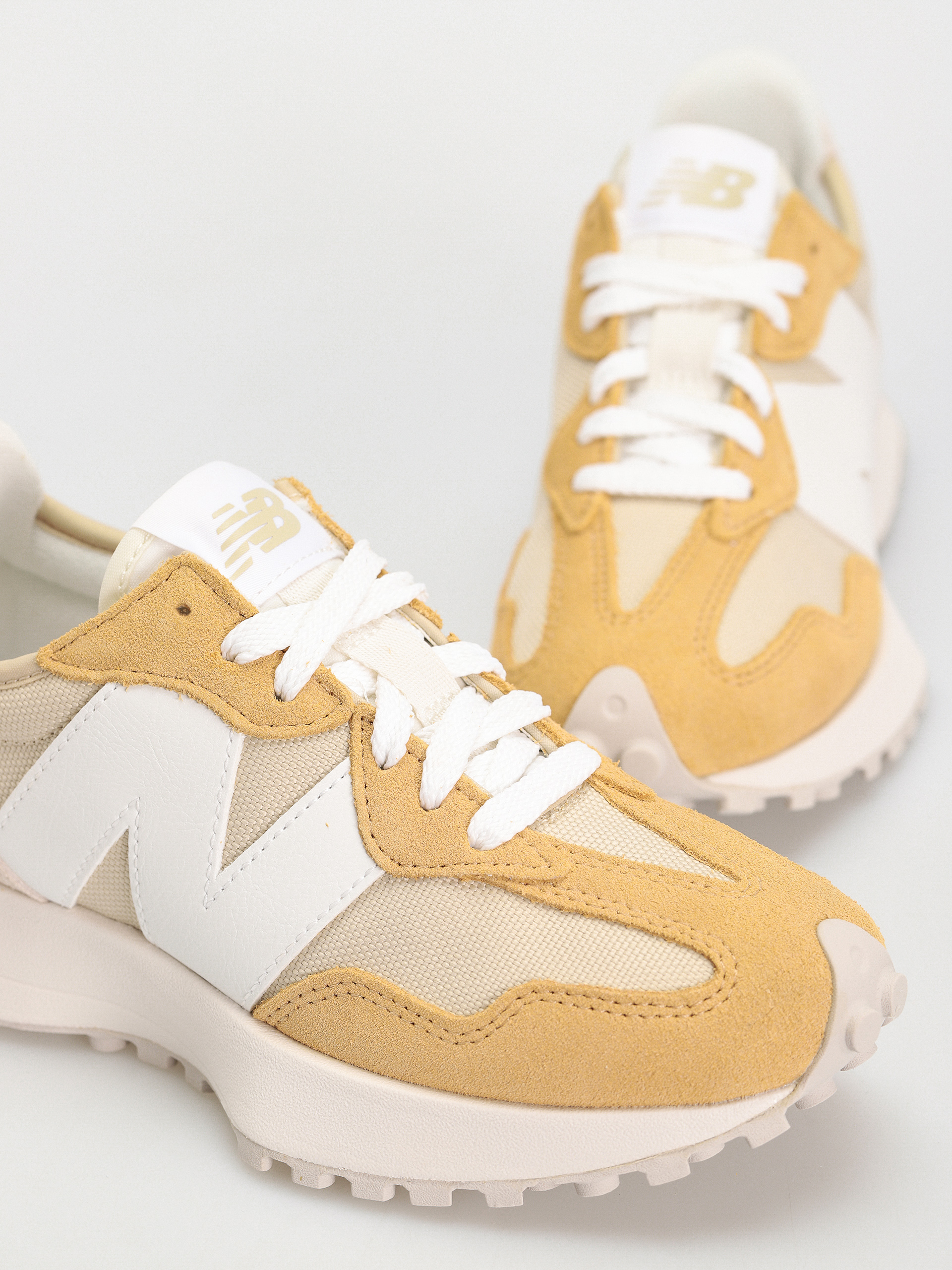 New Balance 327 Cipők (sandstone)