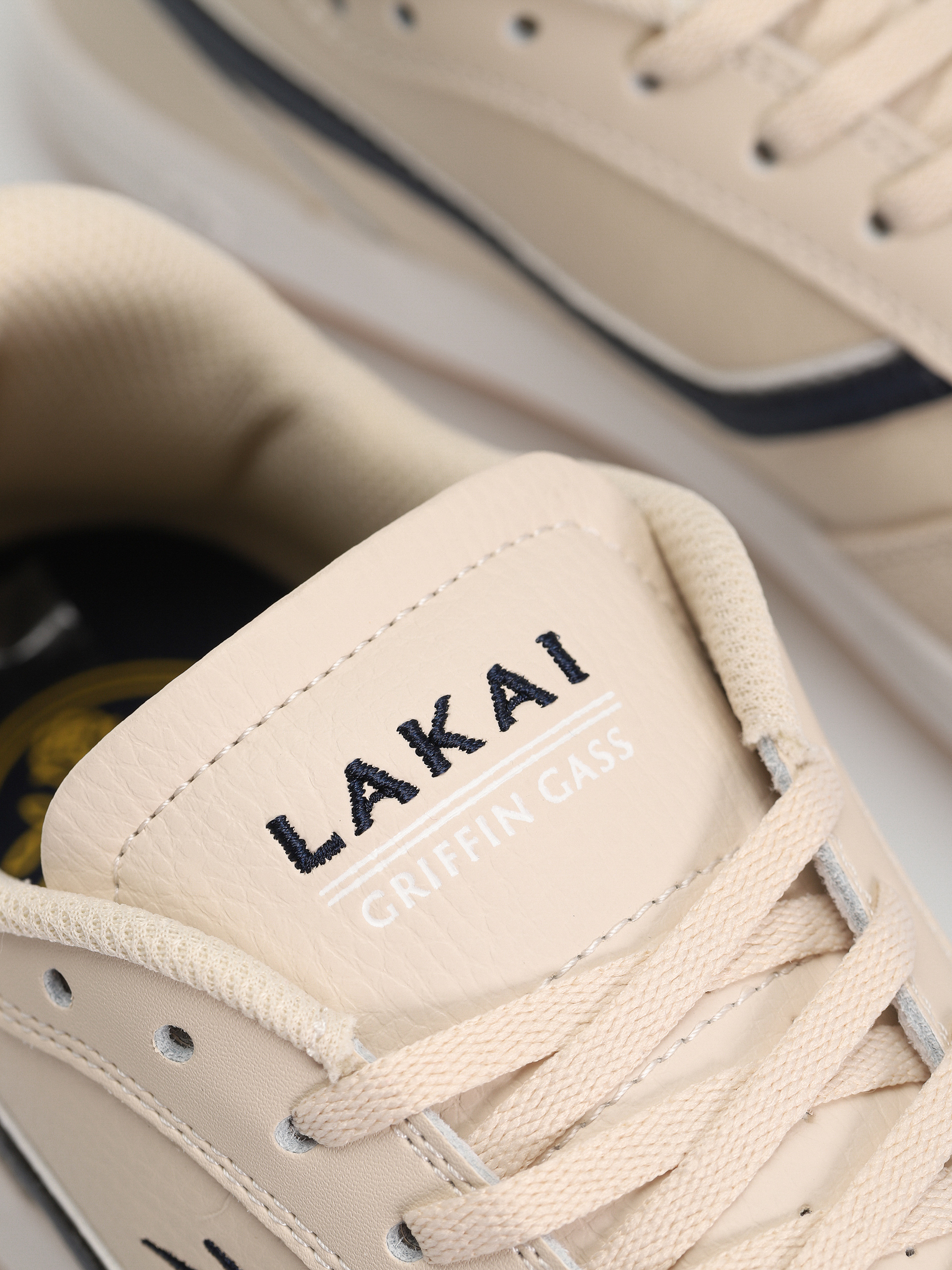 Lakai Terrace Cream Cipők (cream navy)