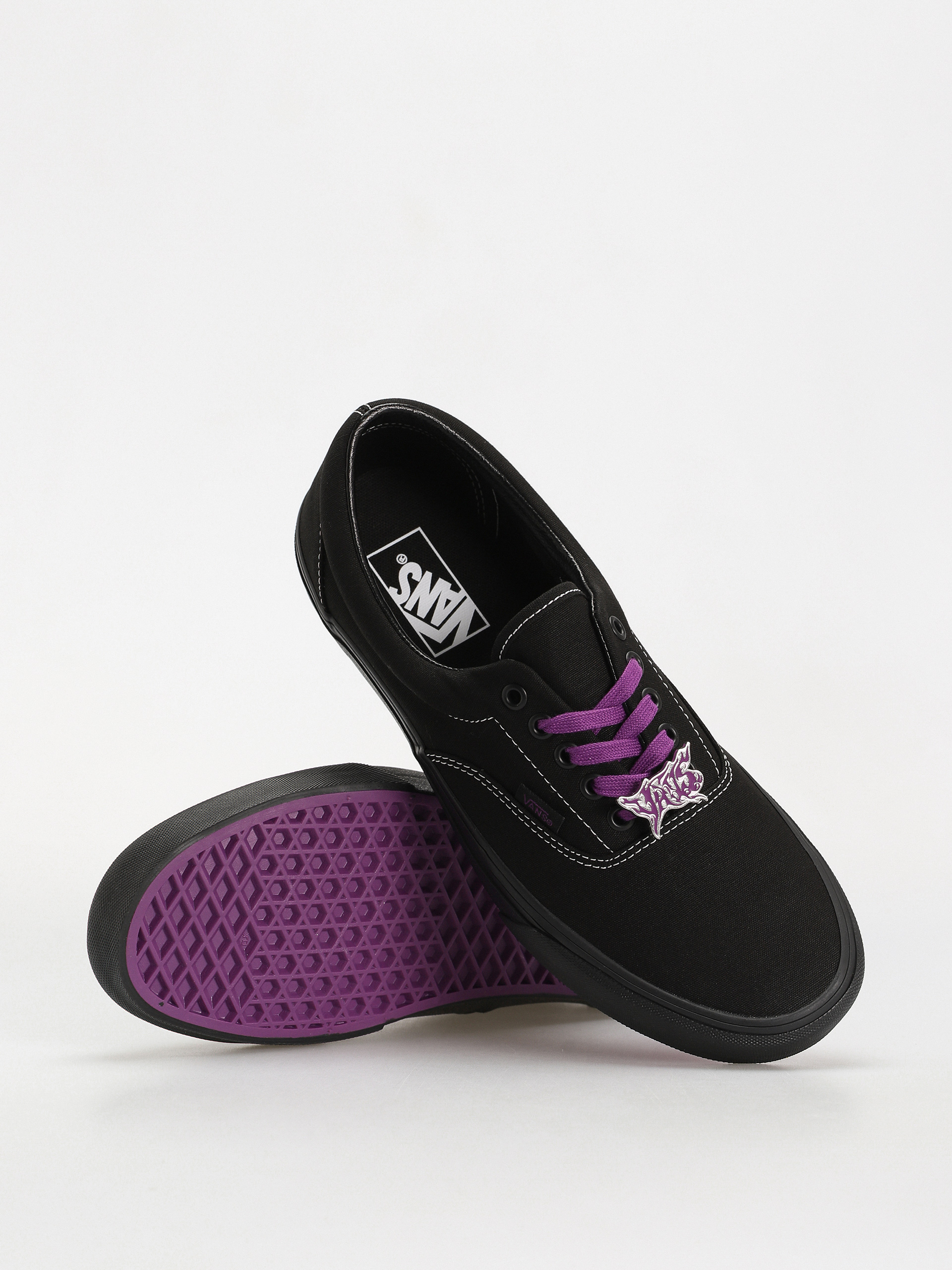 Cipők Vans Era (metal hyperpop black)