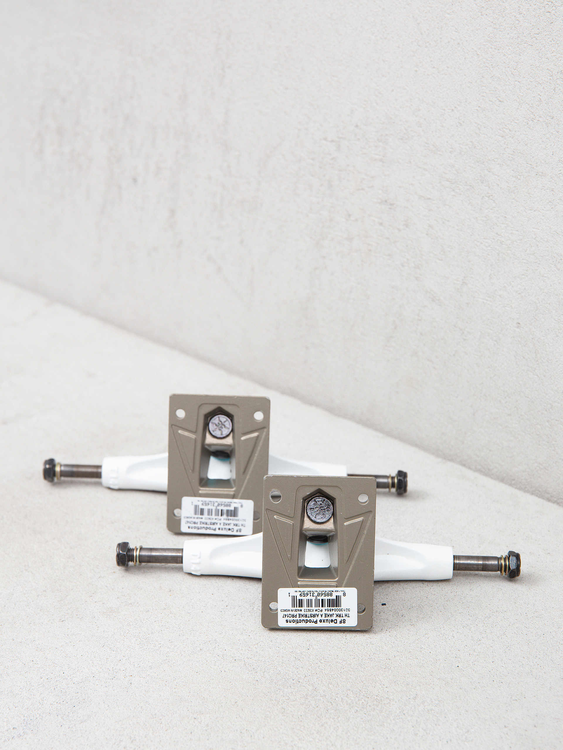 Thunder Jake A Airstrike Pro Gördeszka felfüggesztés (white)