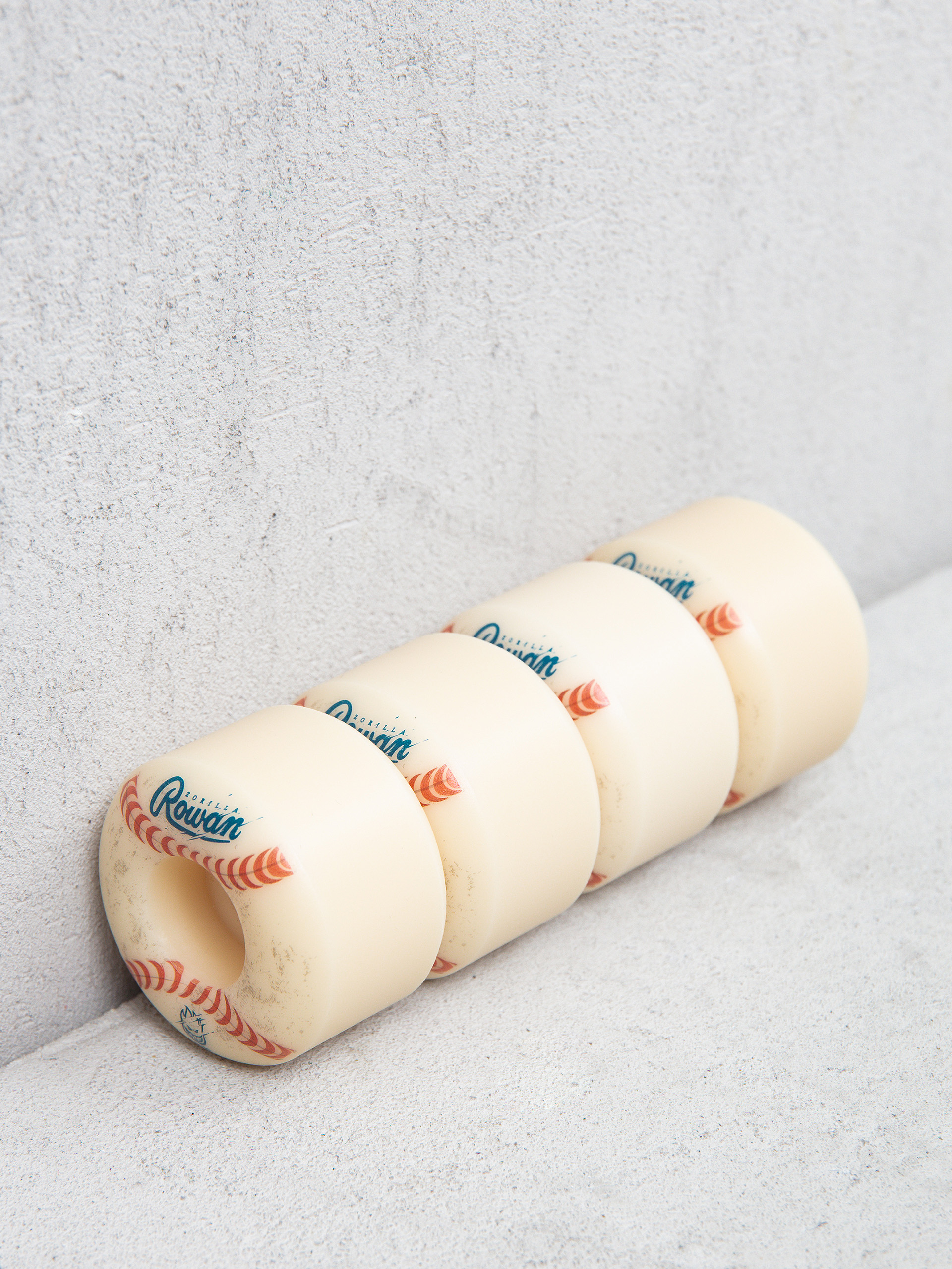 Spitfire F4 99D Rowan Spitball Gördeszka kerék (natural)