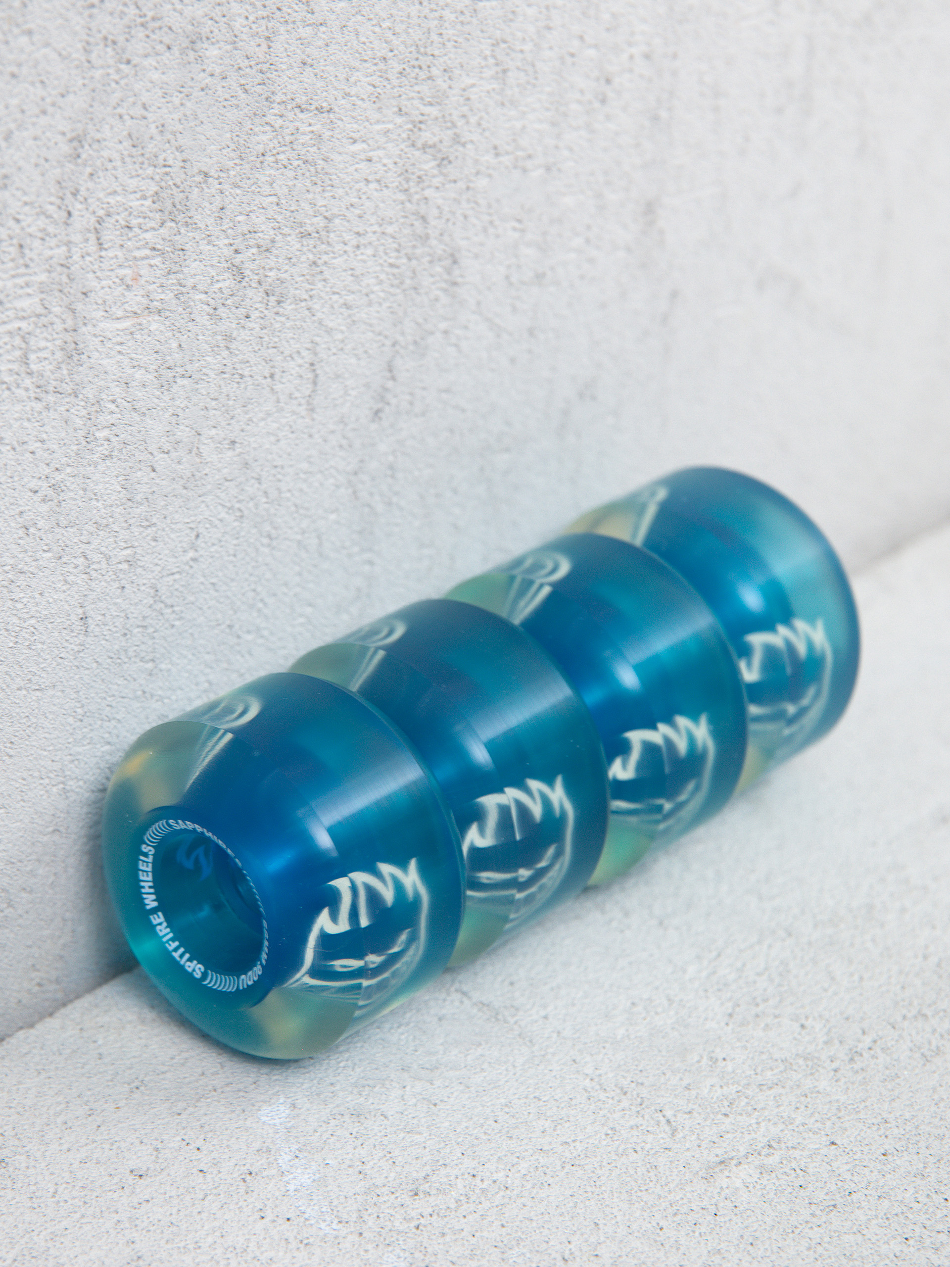 Spitfire 90D Radials Sapphire Gördeszka kerék (clear/blue)