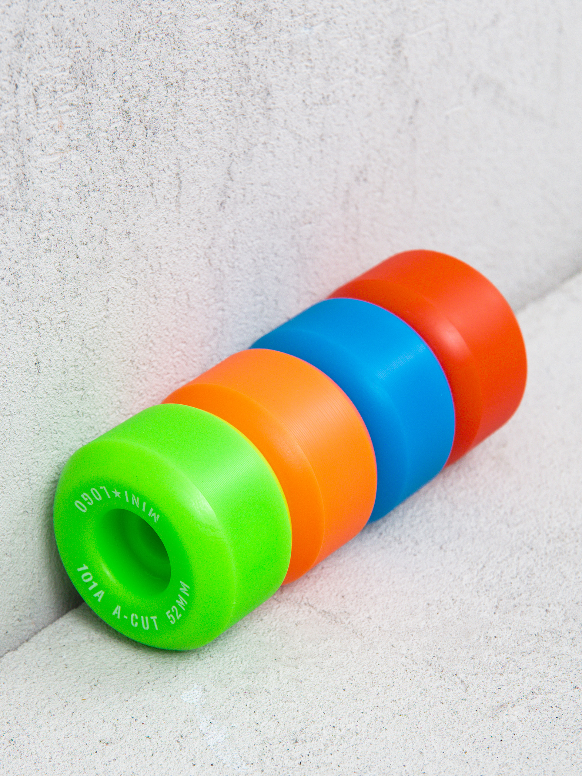 Minilogo A Cut 2 Gördeszka kerék (assorted)