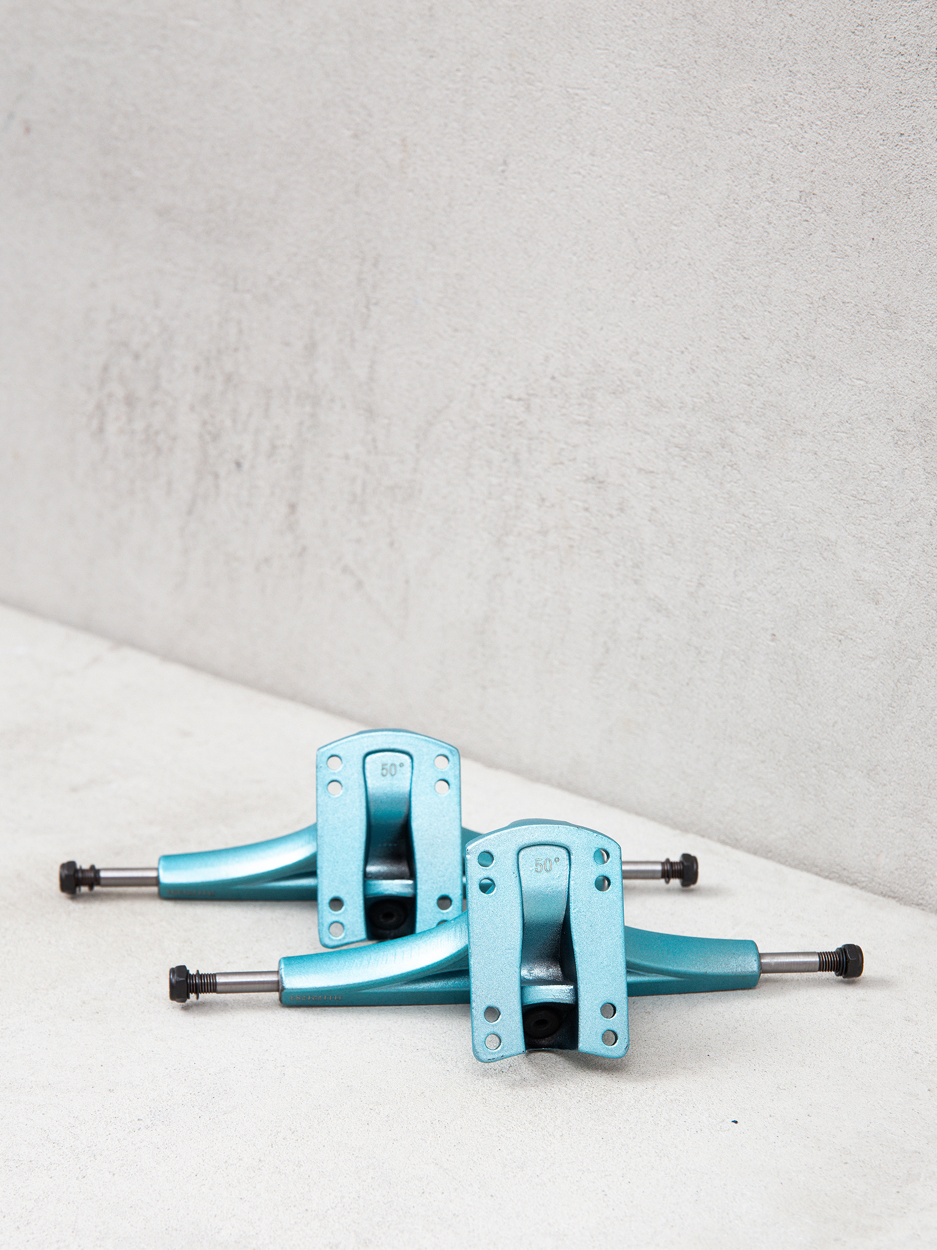 Landyachtz Gen 6 Bear Trucks 50 Gördeszka felfüggesztés (sapphire blue)