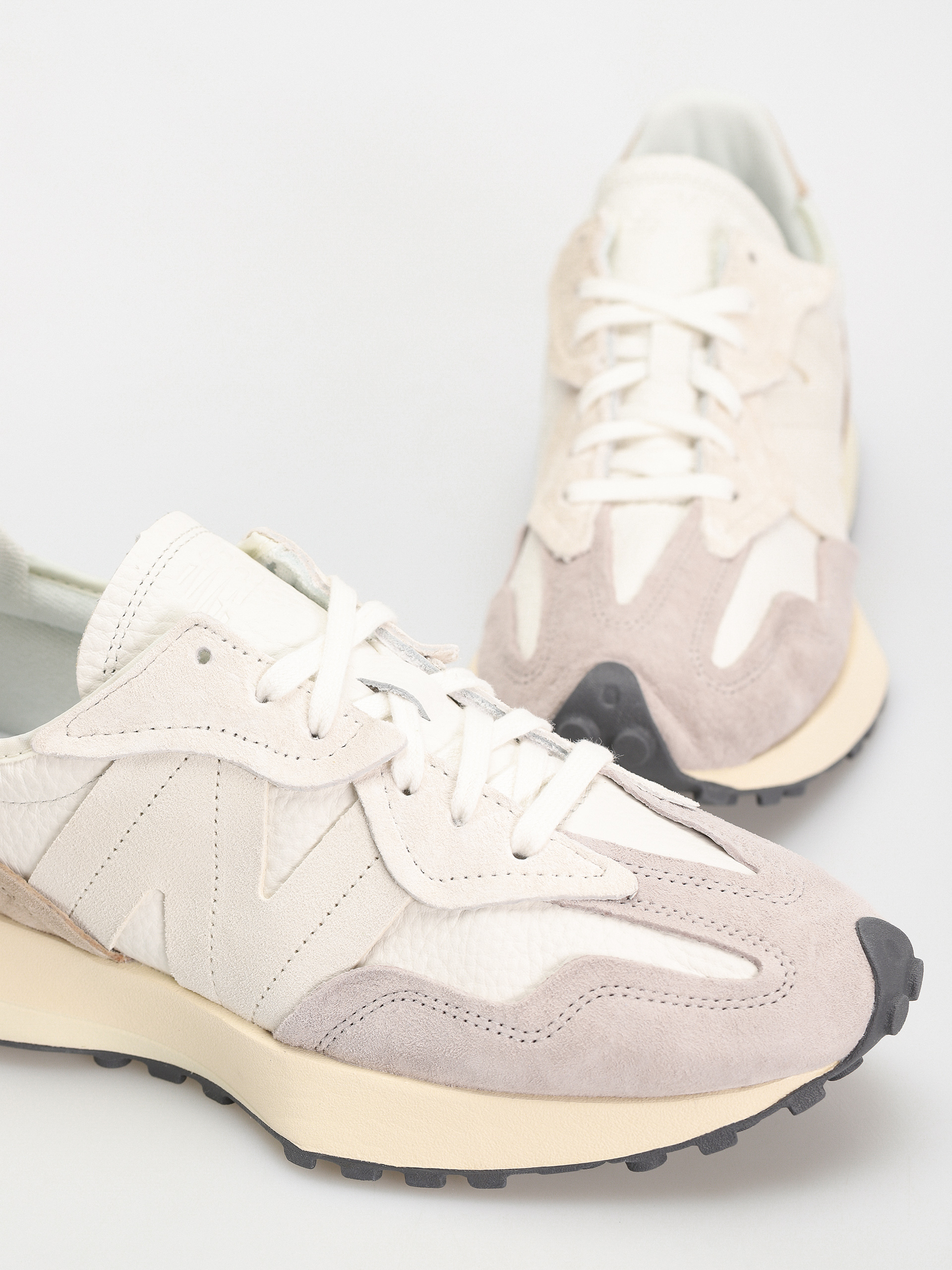 Cipők New Balance 327 (sea salt brown)