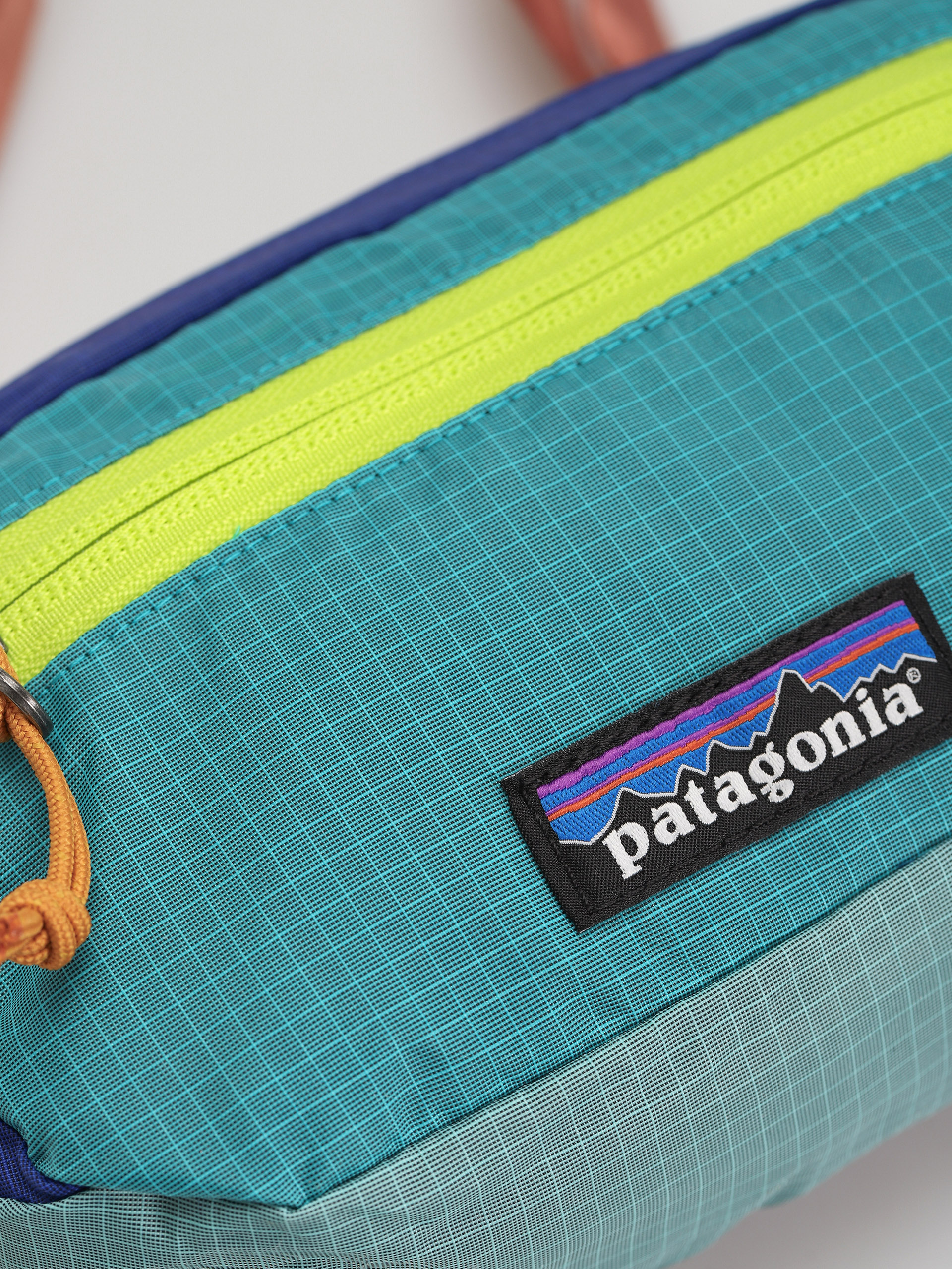 Övtáska Patagonia Ultralight Black Hole Mini Hip Pack (patchwork subtidal blue)