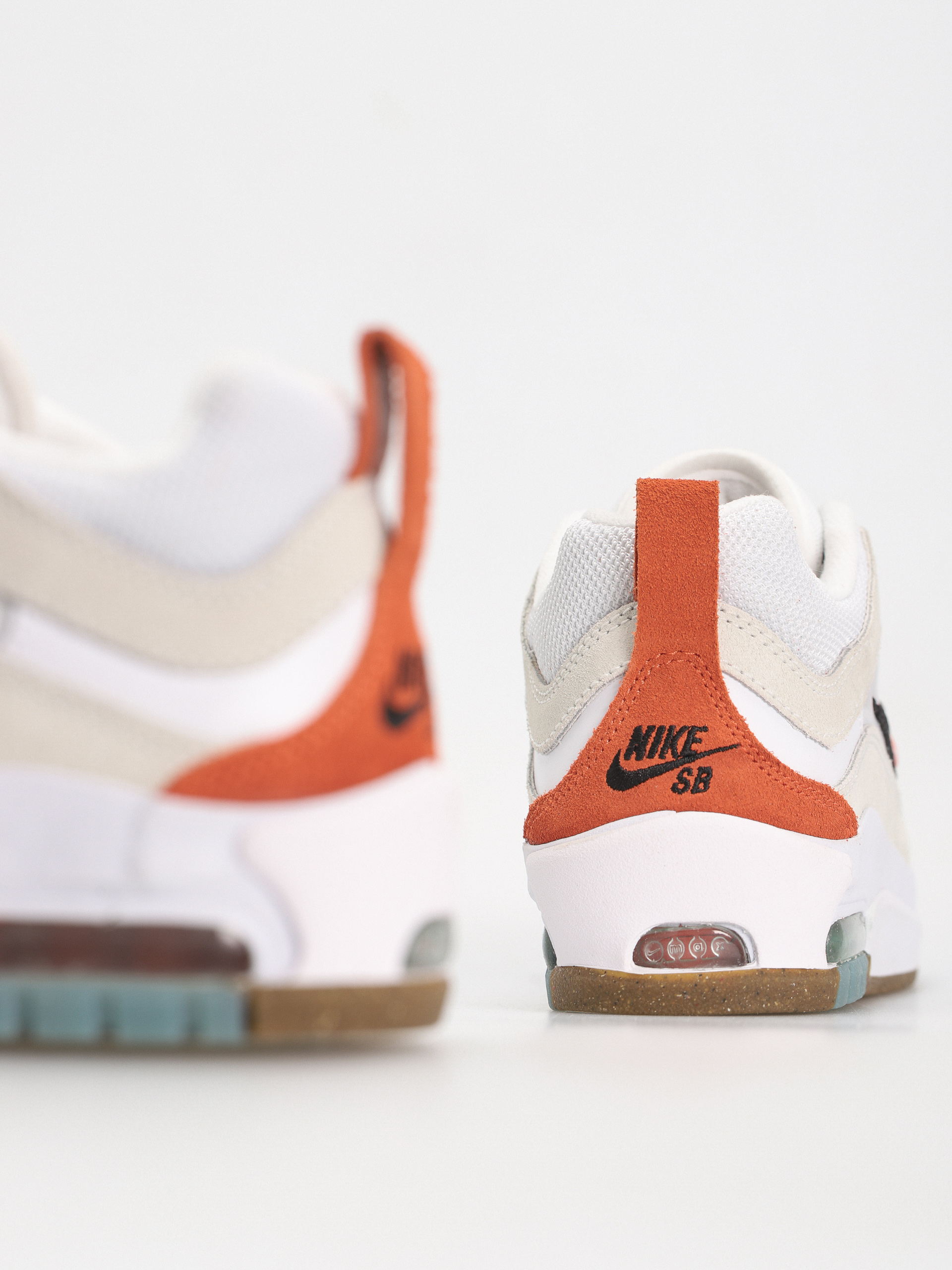 Cipők Nike SB Ishod 2 (white/orange summit white black)