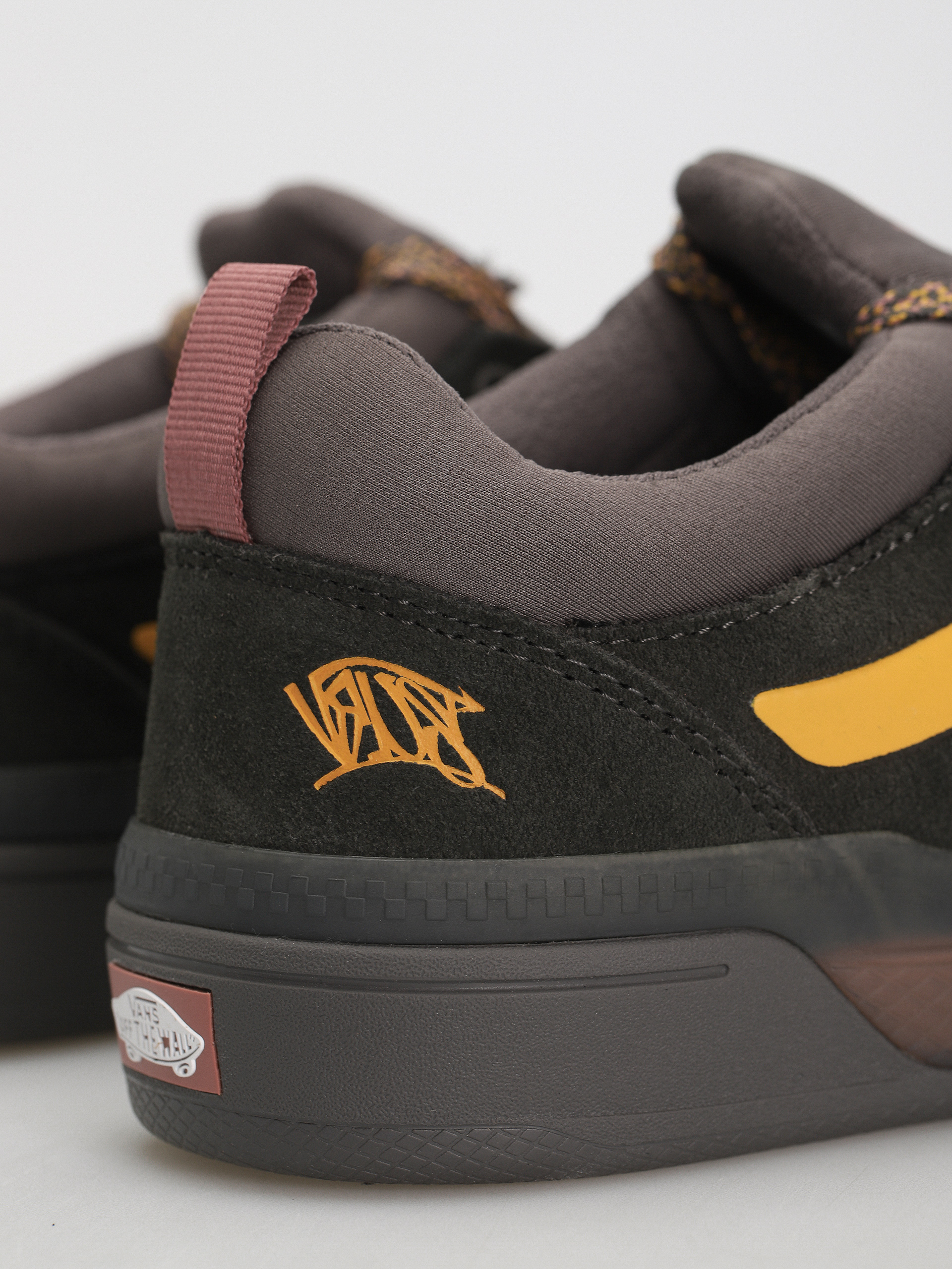 Vans Bmx Peak Cipők (lewis mills charcoal grey)