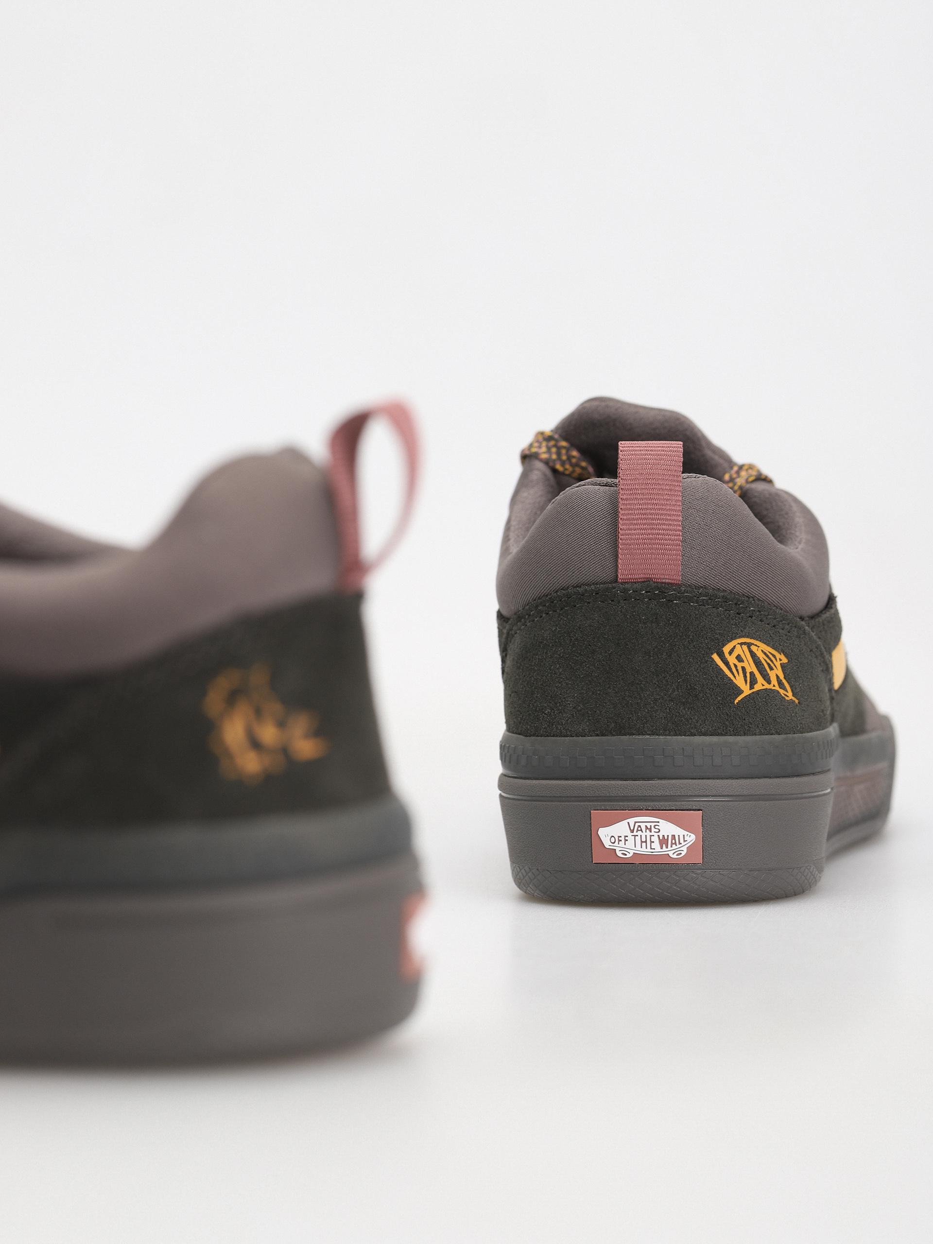 Vans Bmx Peak Cipők (lewis mills charcoal grey)