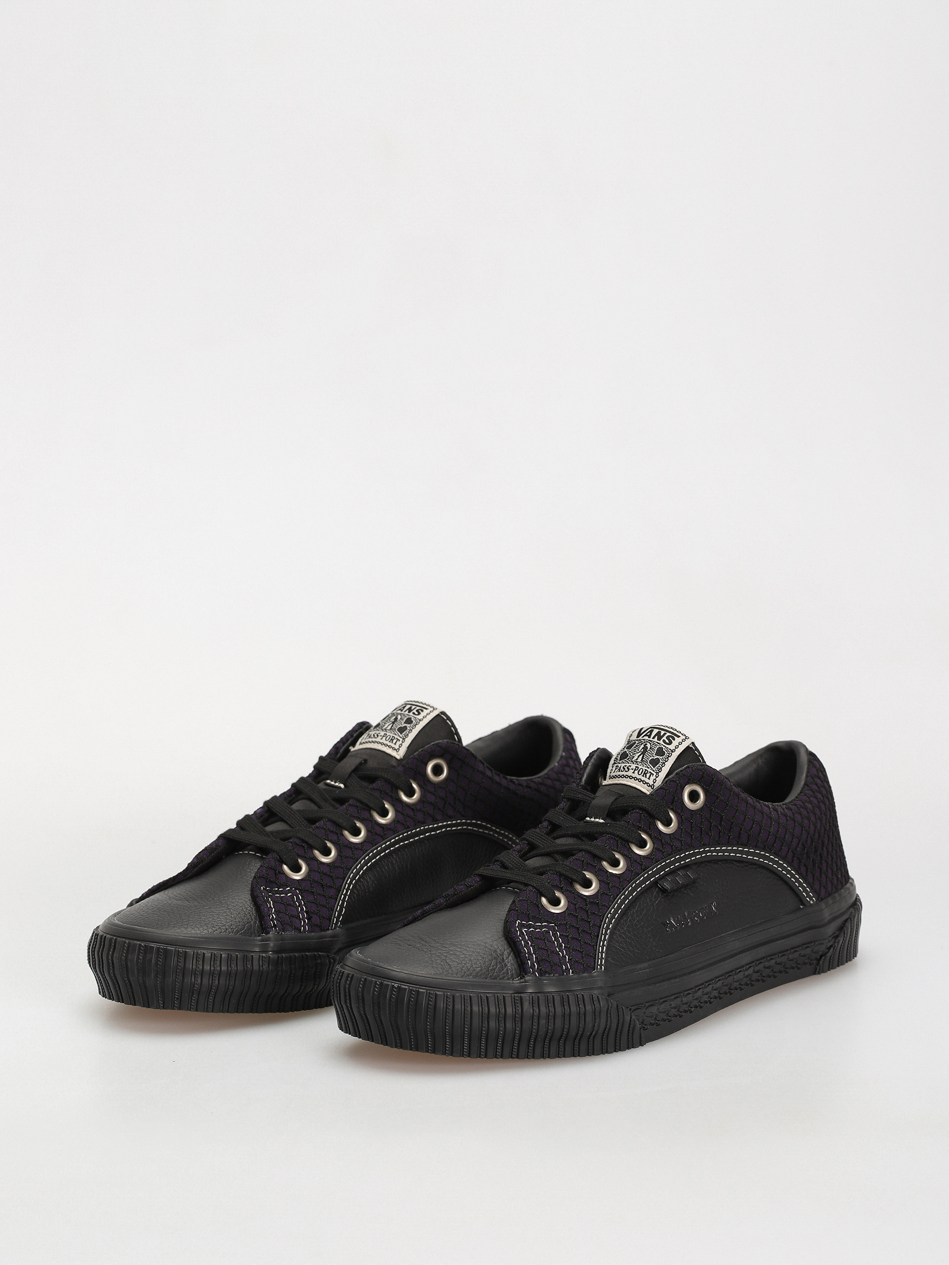Vans X Pass Port Skate Lampin Cipők (pass-port black/purple)