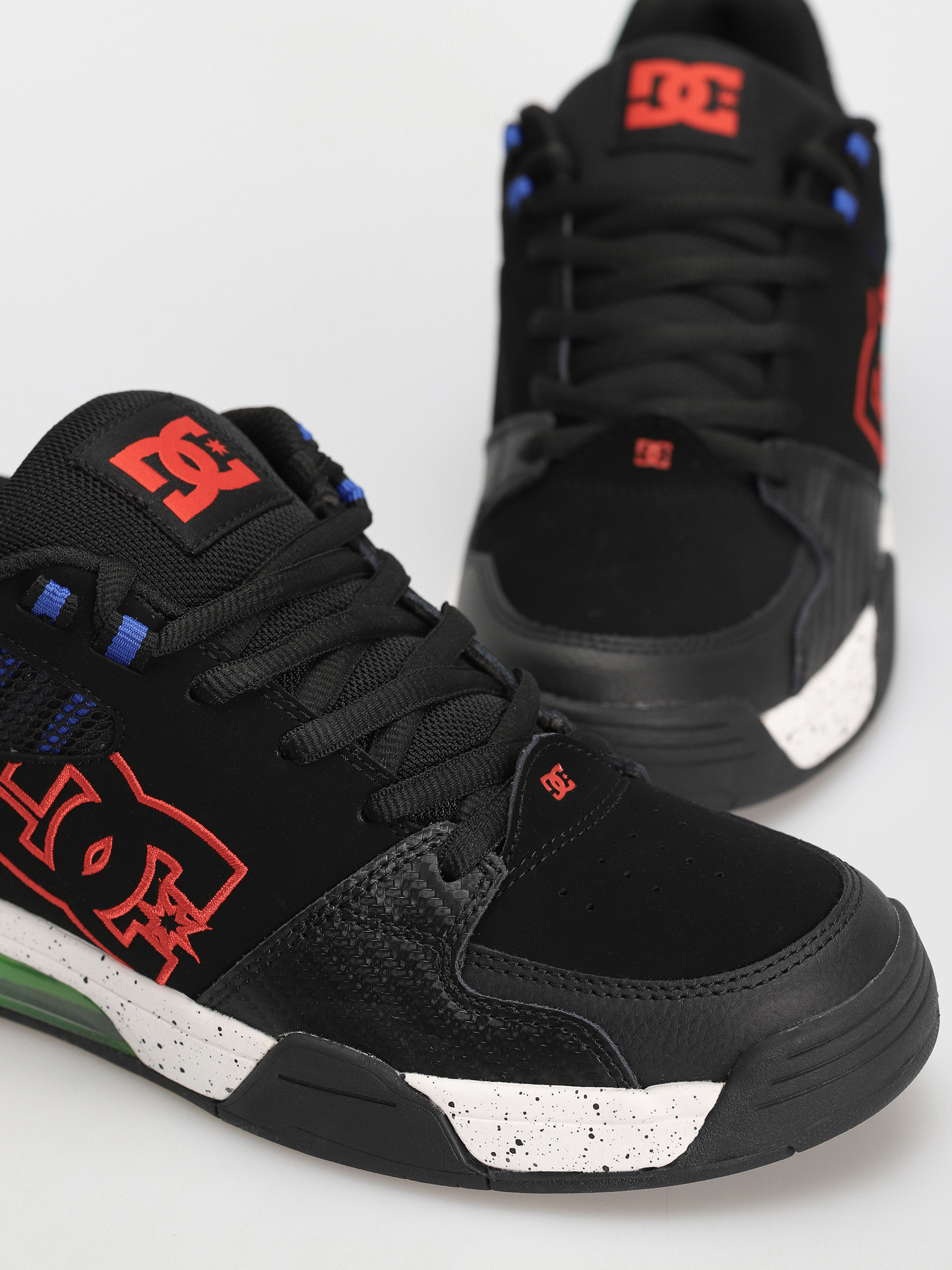 DC Versatile Le Cipők (black/red/blue)