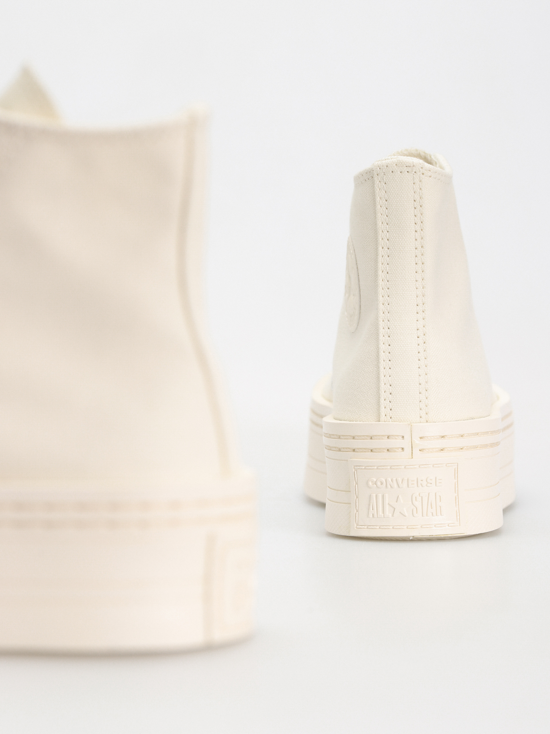 Converse Chuck Taylor All Star Modern Lift Hi Wmn Tornacipők (khaki/off white)