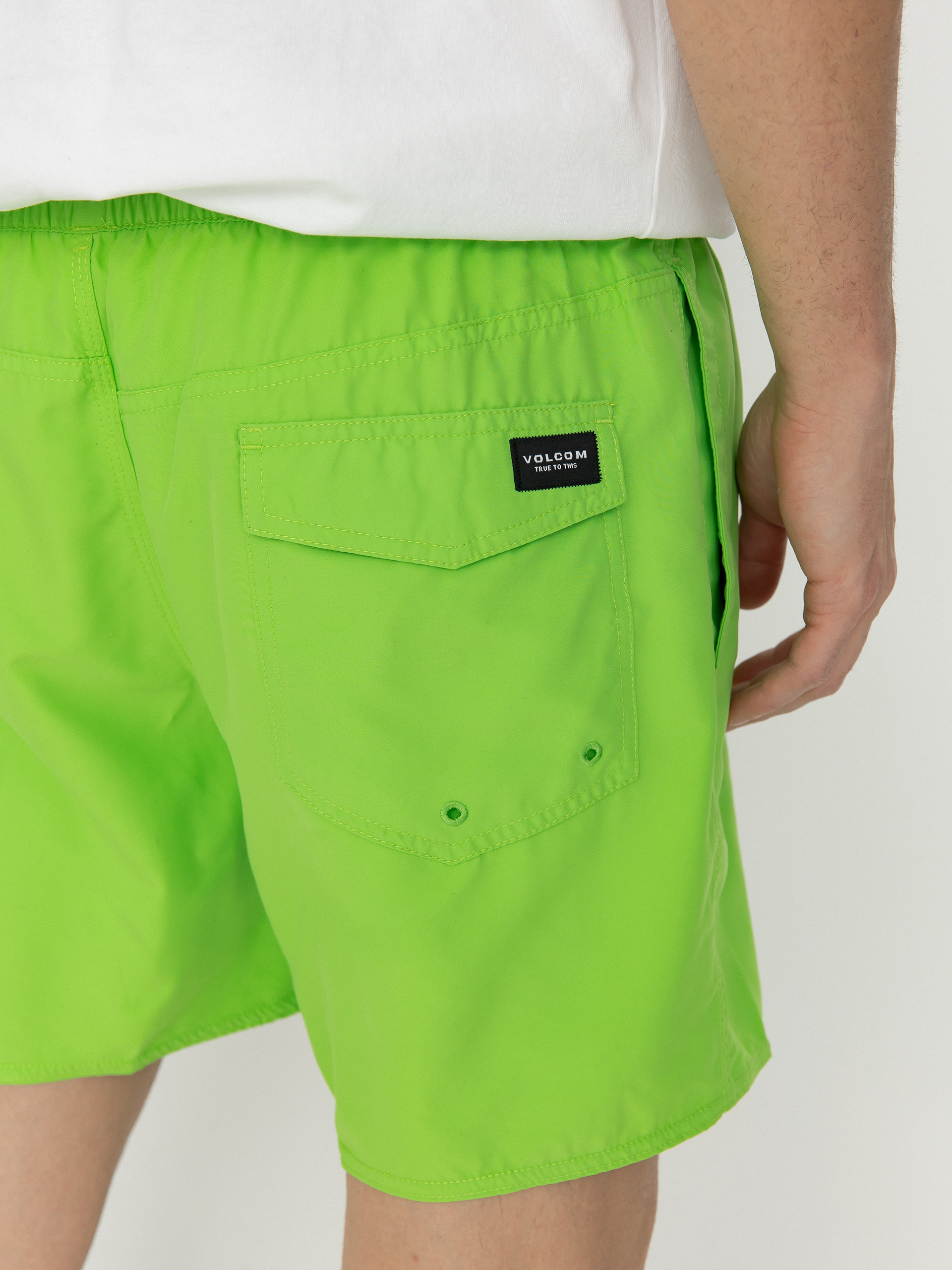 Volcom Lido Solid 16 Rövidnadrág (electric green)