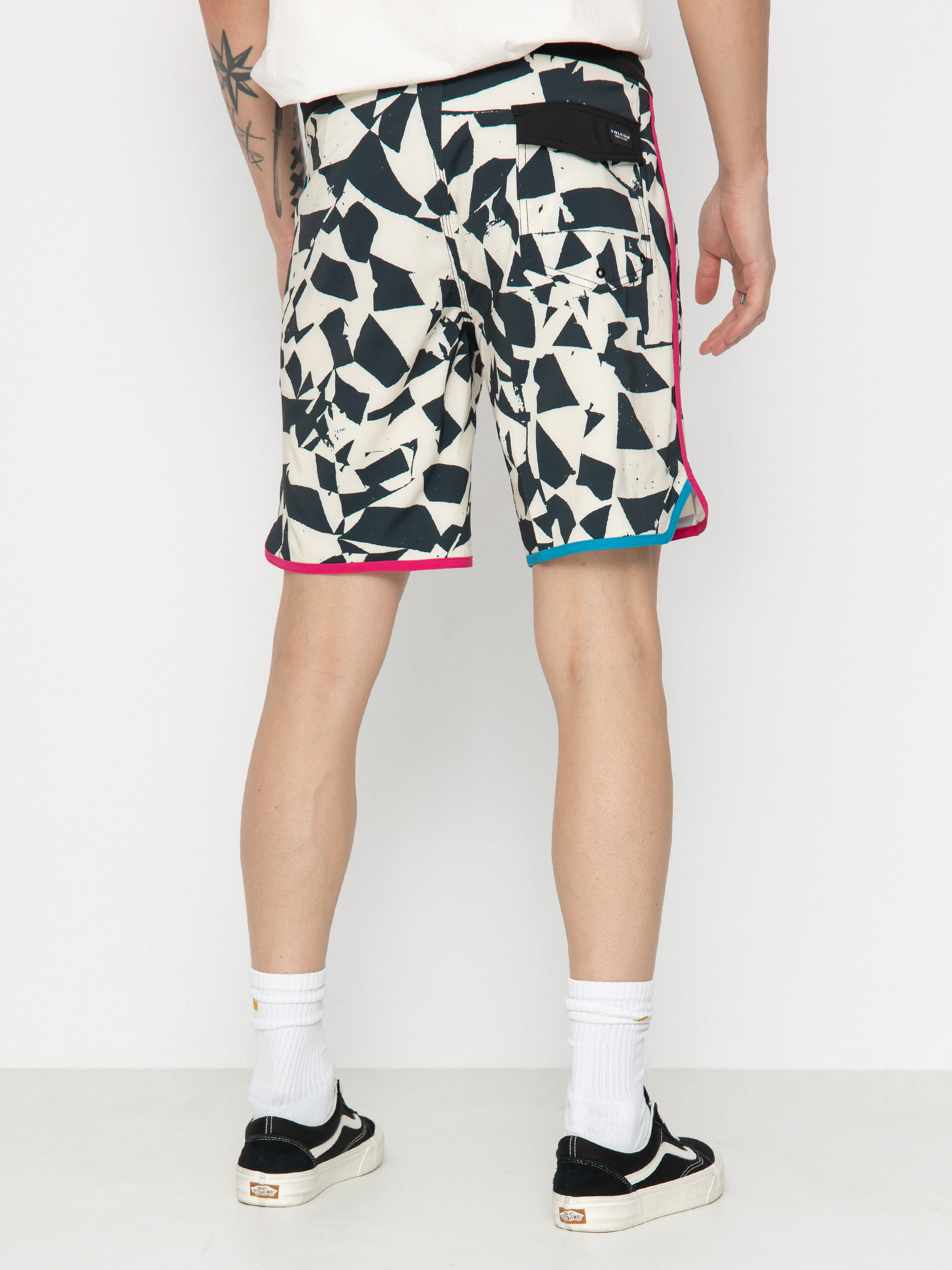 Boardshort Volcom Lido Print Scallop Mod 19 (black white)