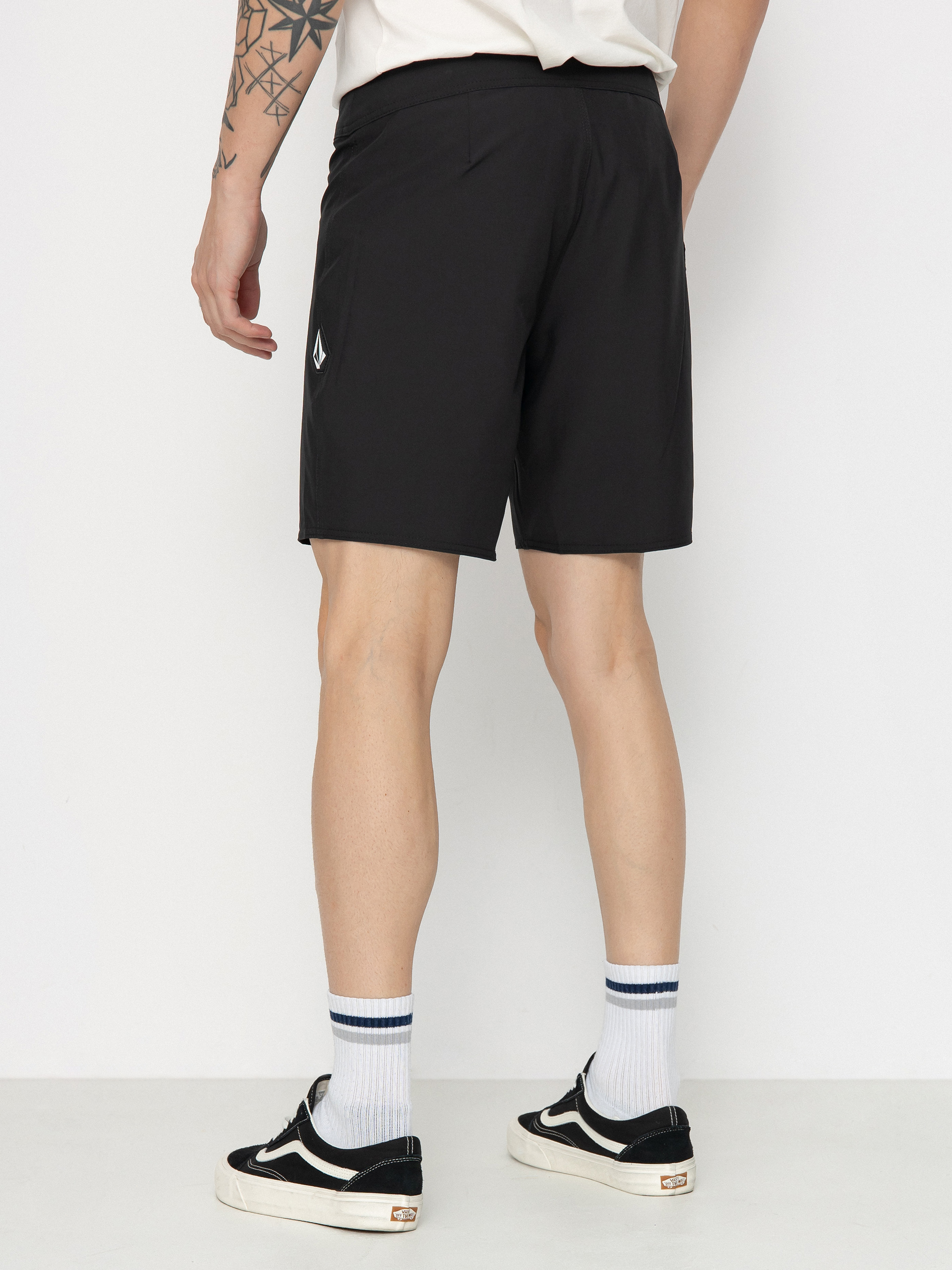 Volcom Lido Solid Mod 18 Boardshort (black)