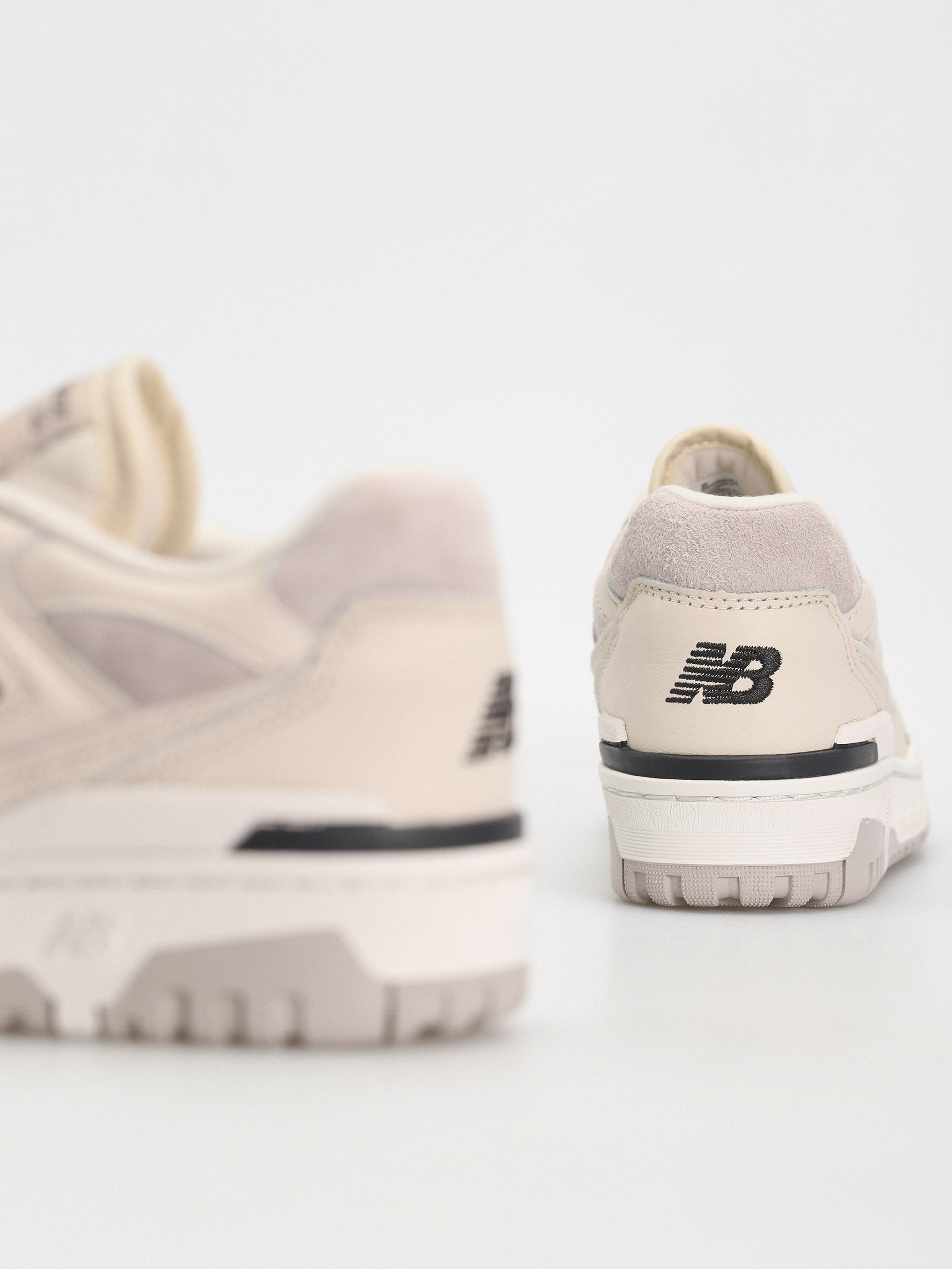 New Balance 550 Wmn Cipők (linen)