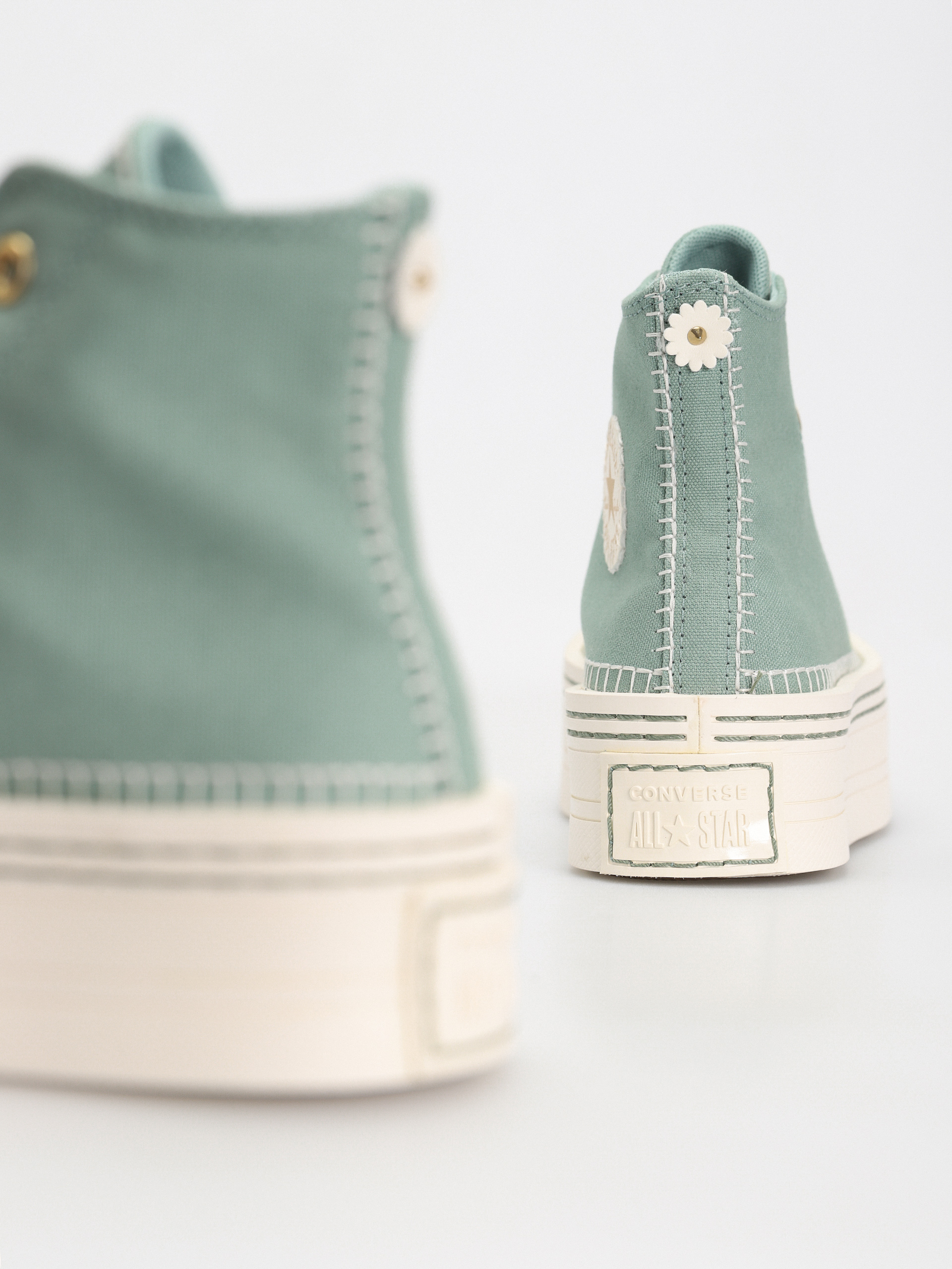 Converse Chuck Taylor All Star Modern Lift Hi Wmn Tornacipők (apple green)