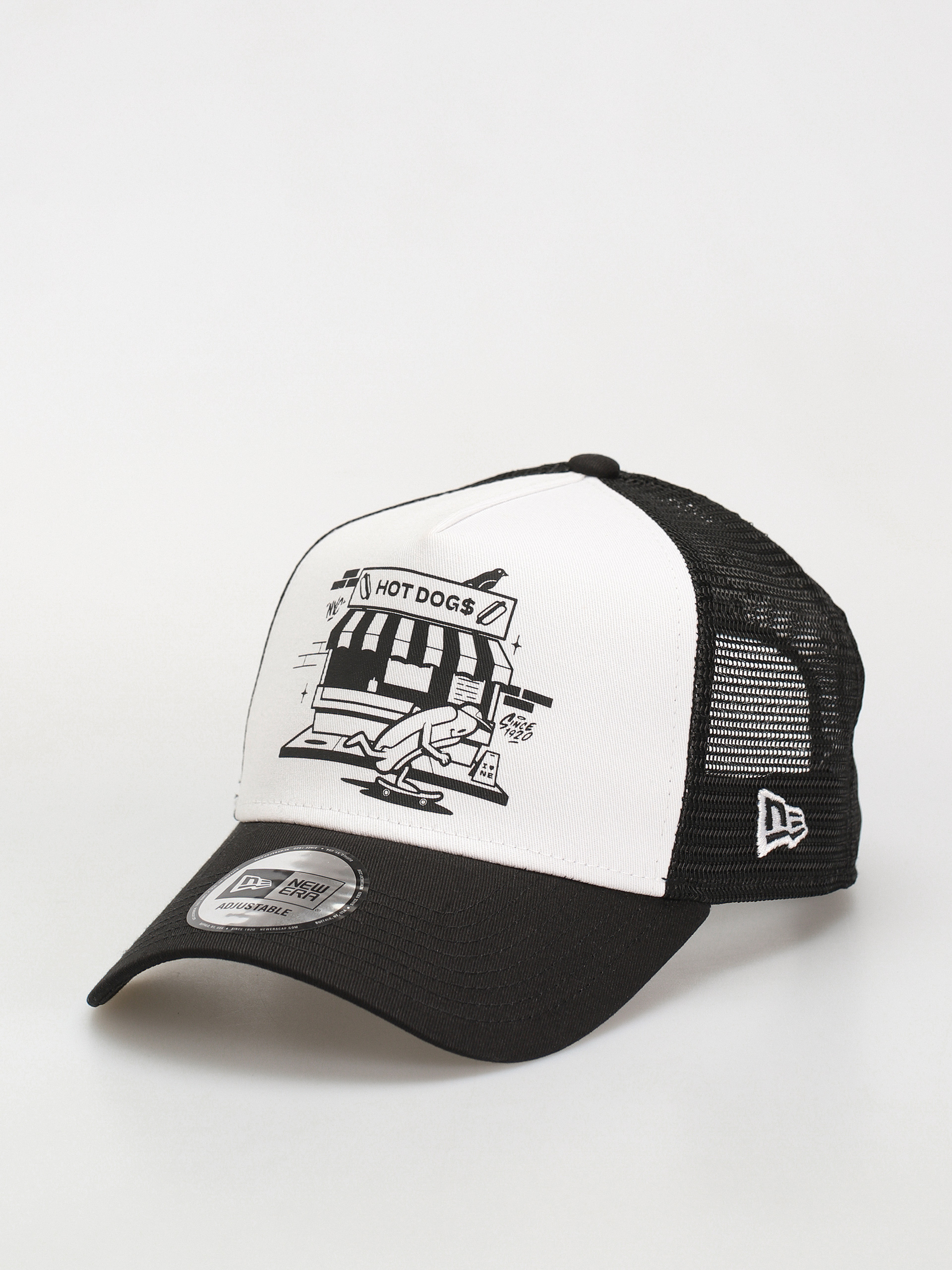 Baseball sapka New Era Graphic Trucker (black/white)