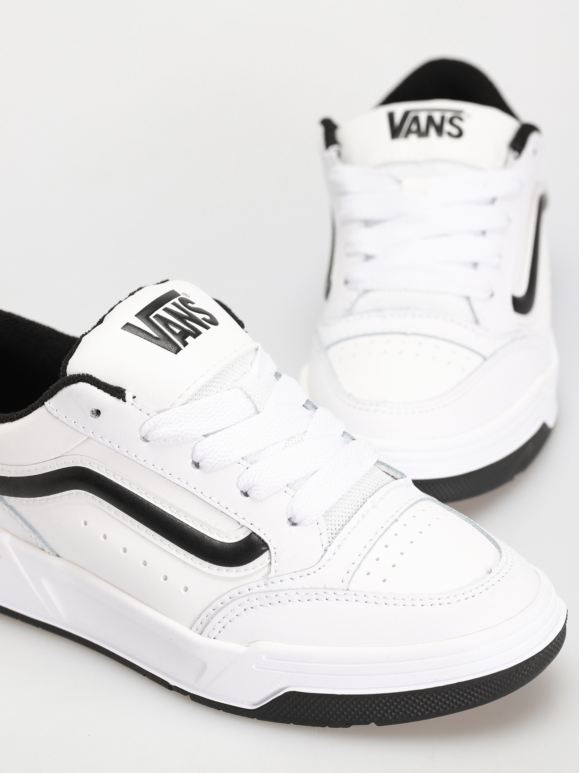 Vans Hylane Cipők (white/black)