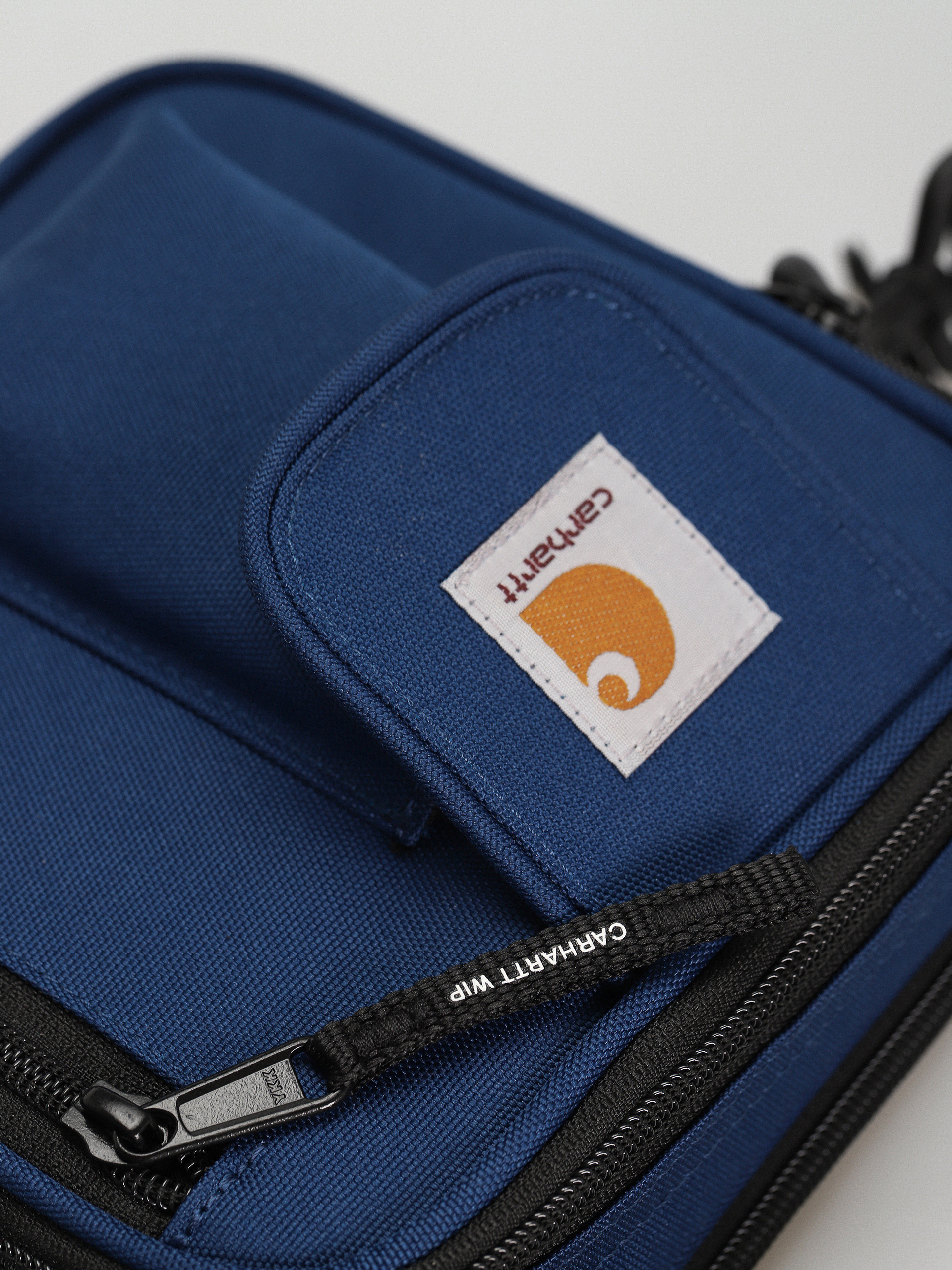 Táska Carhartt WIP Essentials (elder)