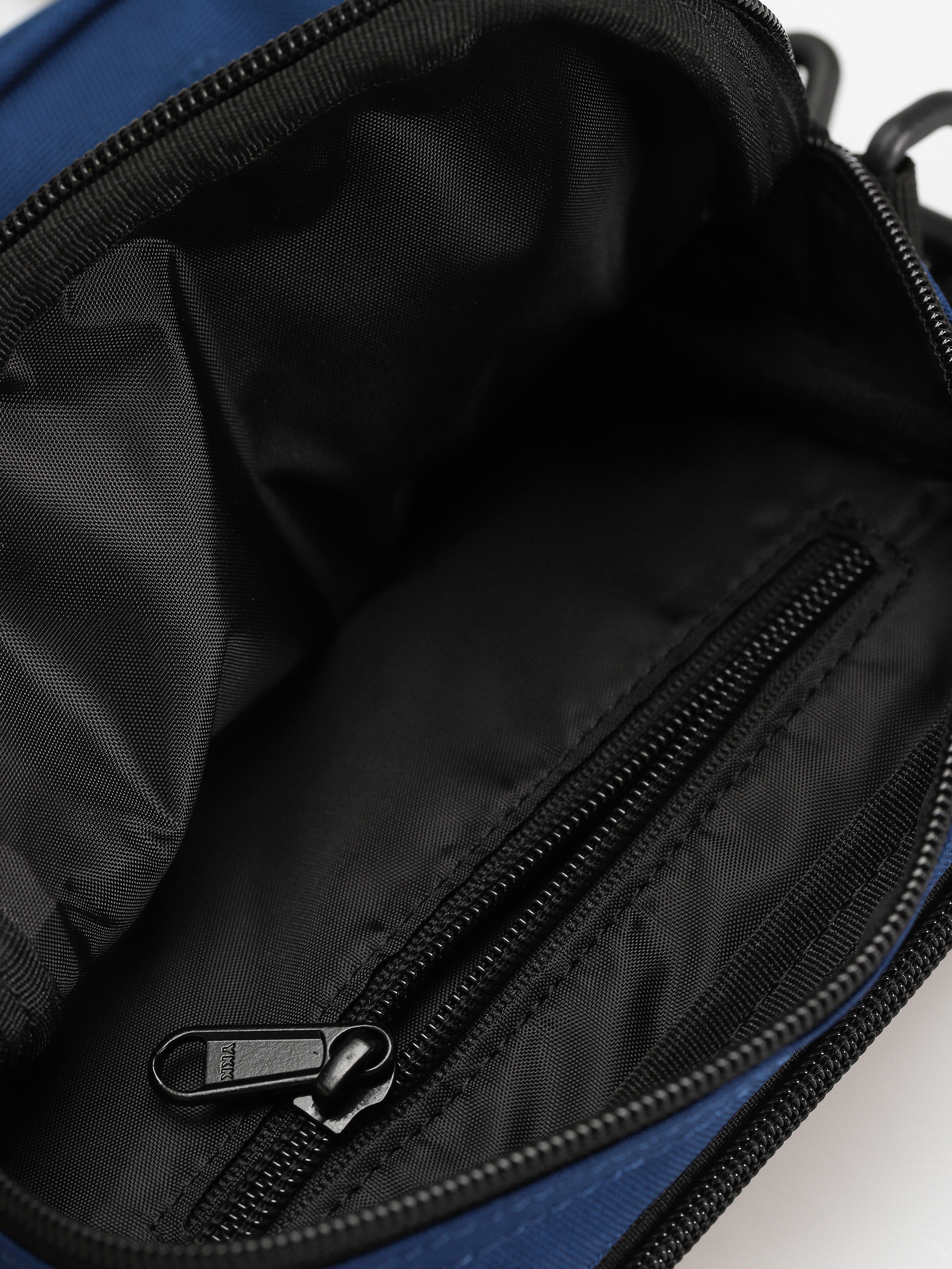 Táska Carhartt WIP Essentials (elder)