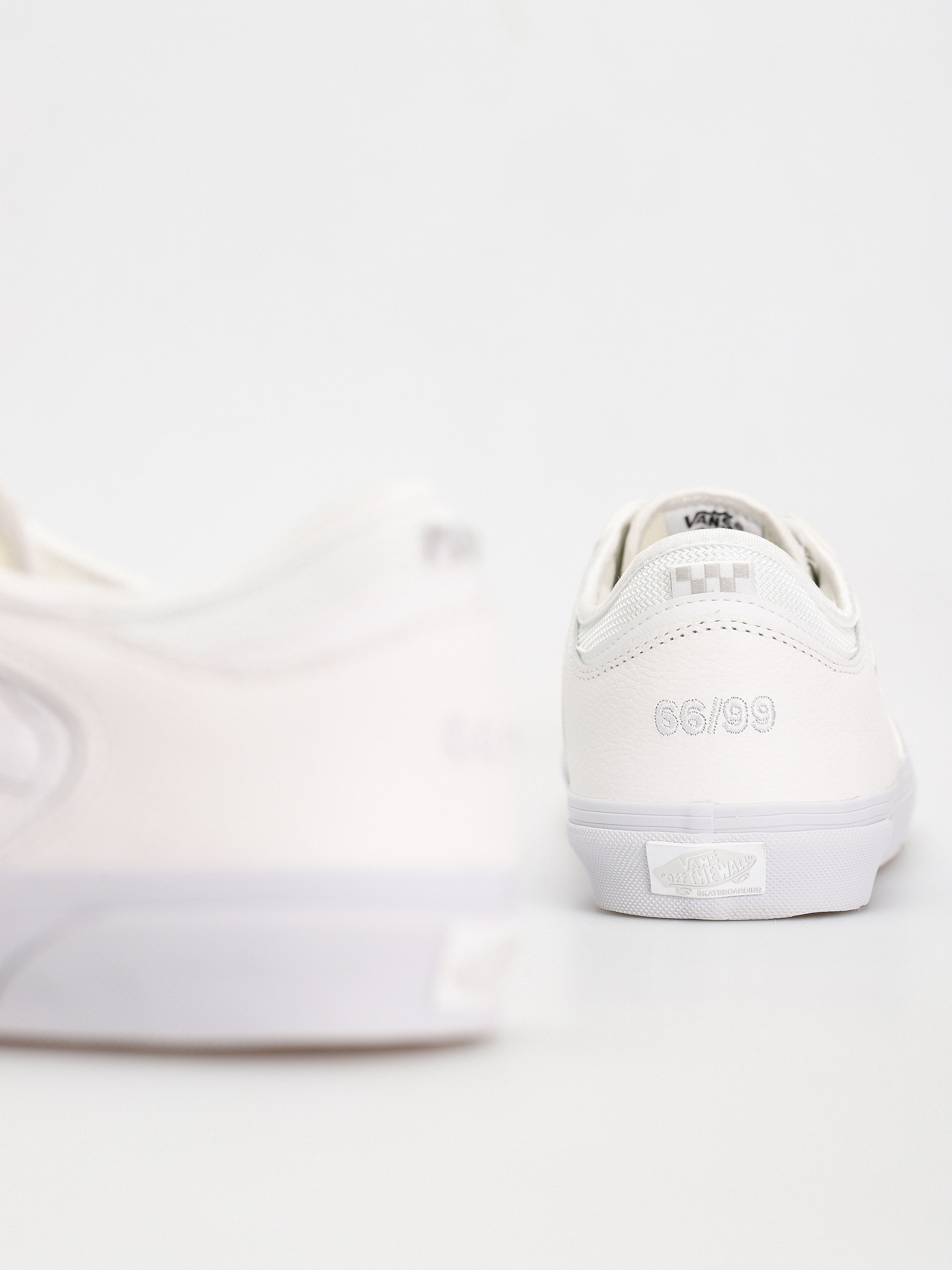 Vans Skate Rowley Cipők (leather white/white)