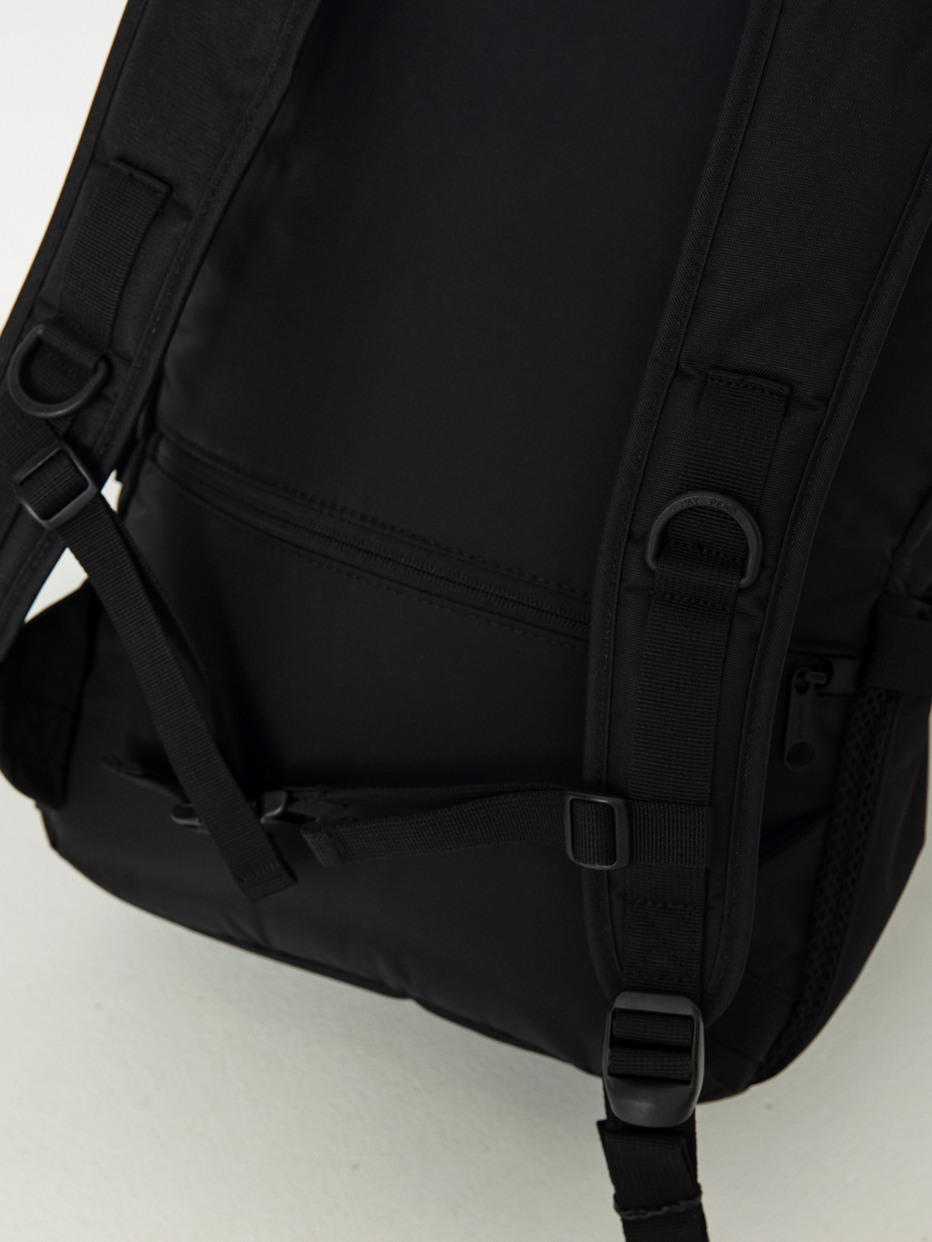 Hátizsák Eastpak Getter (cs mono black2)