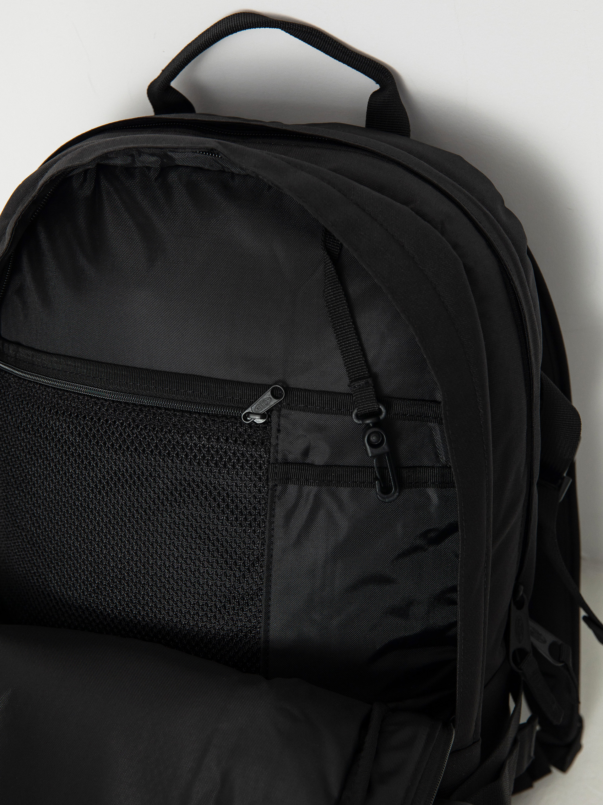 Hátizsák Eastpak Getter (cs mono black2)