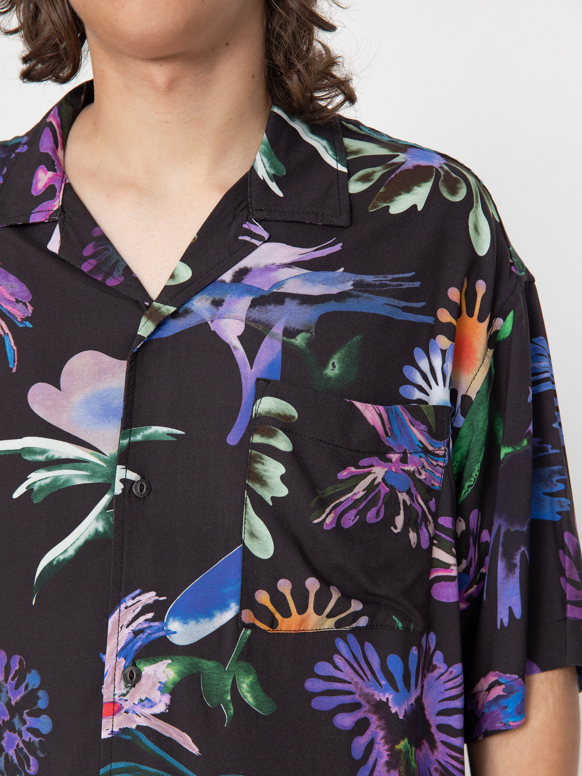 Element Resort Ing (saturn flowers)