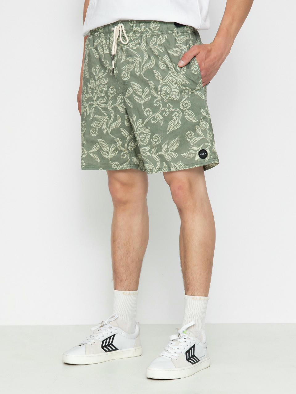 RVCA Barnes Elastic Boardshort (surplus)